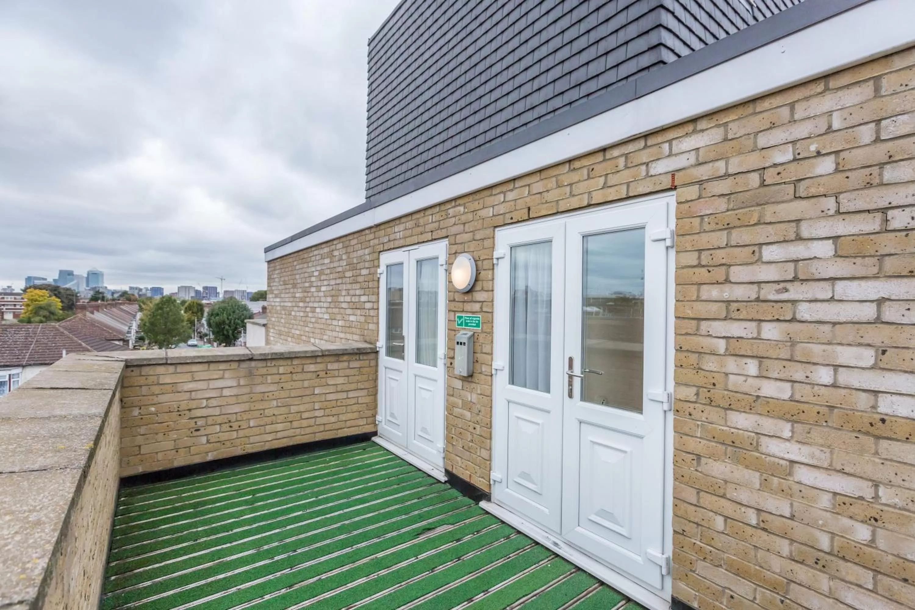 Balcony/Terrace in Prince Regent Hotel Excel London