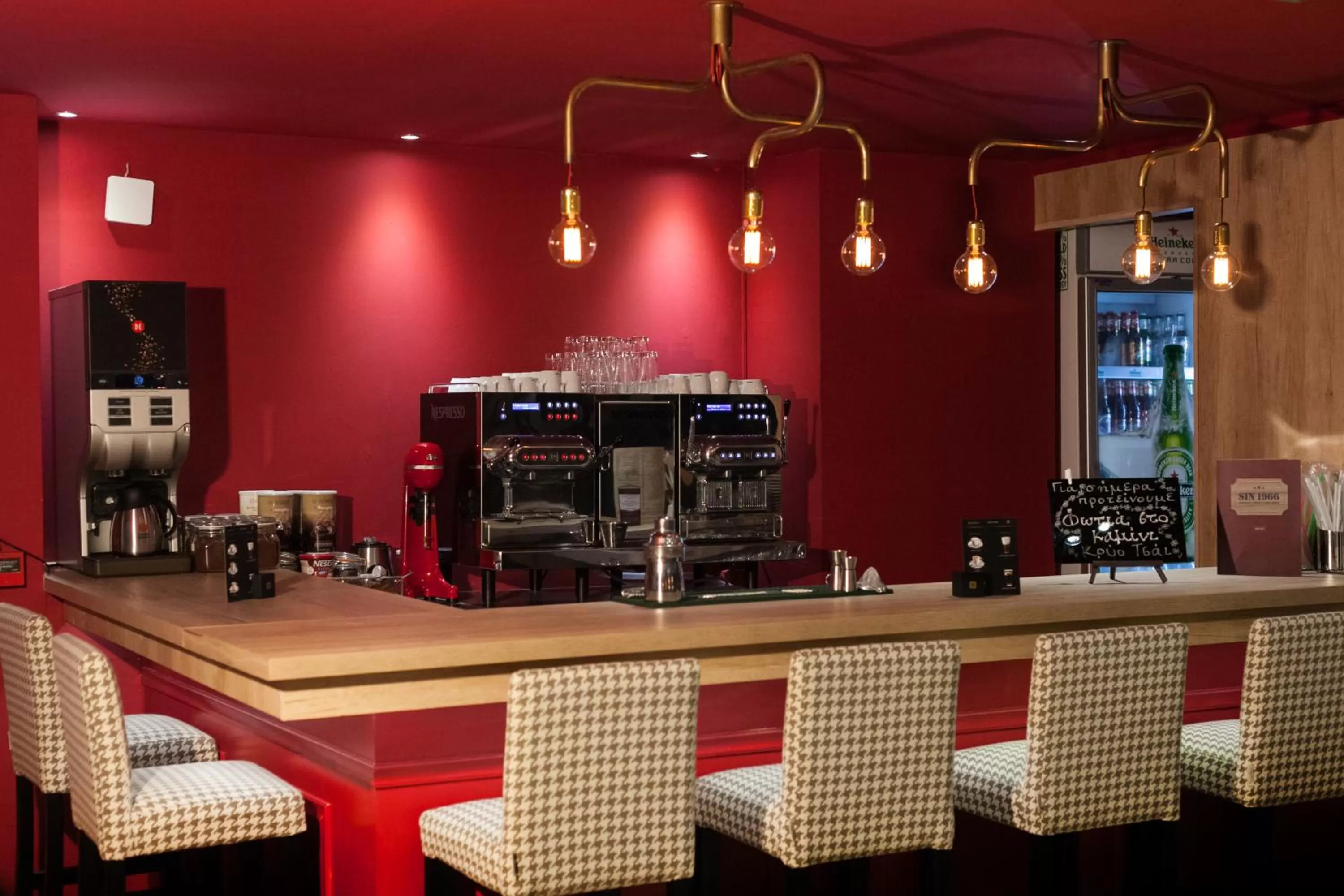 Coffee/tea facilities in Capsis Astoria Heraklion