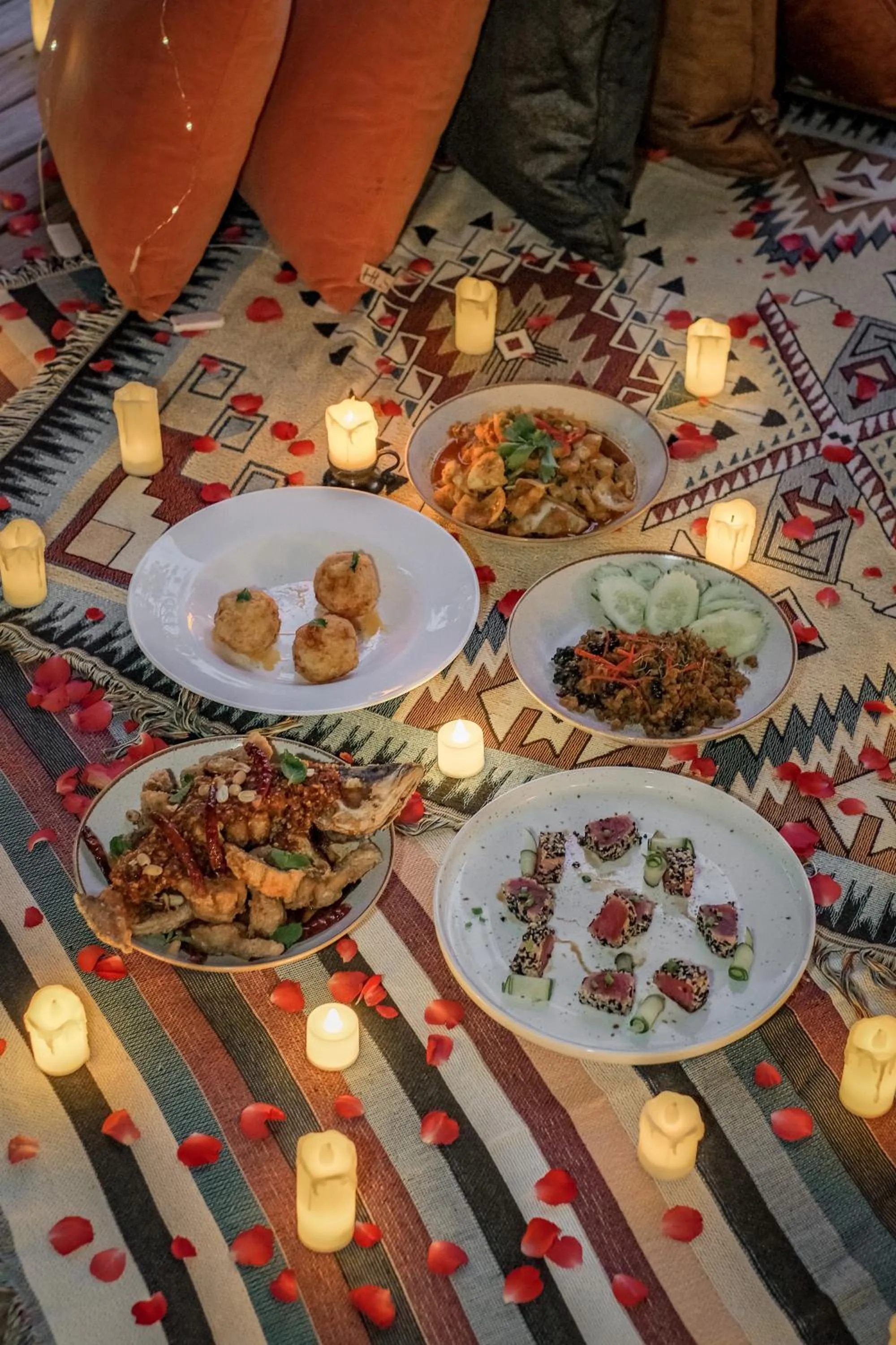 Food and drinks in Tango Luxe Beach Villa, Koh Samui