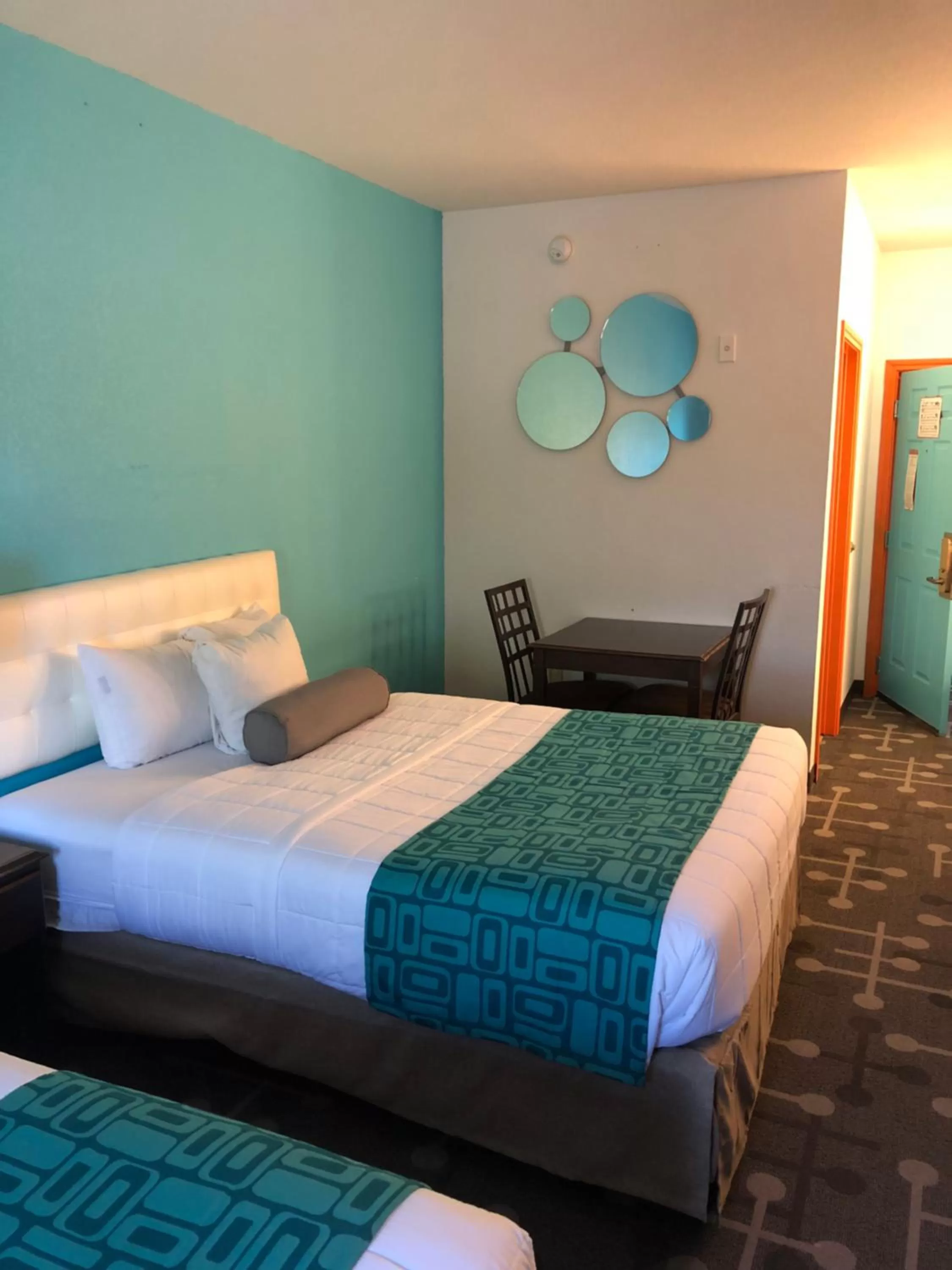 Howard Johnson by Wyndham Lubbock TX