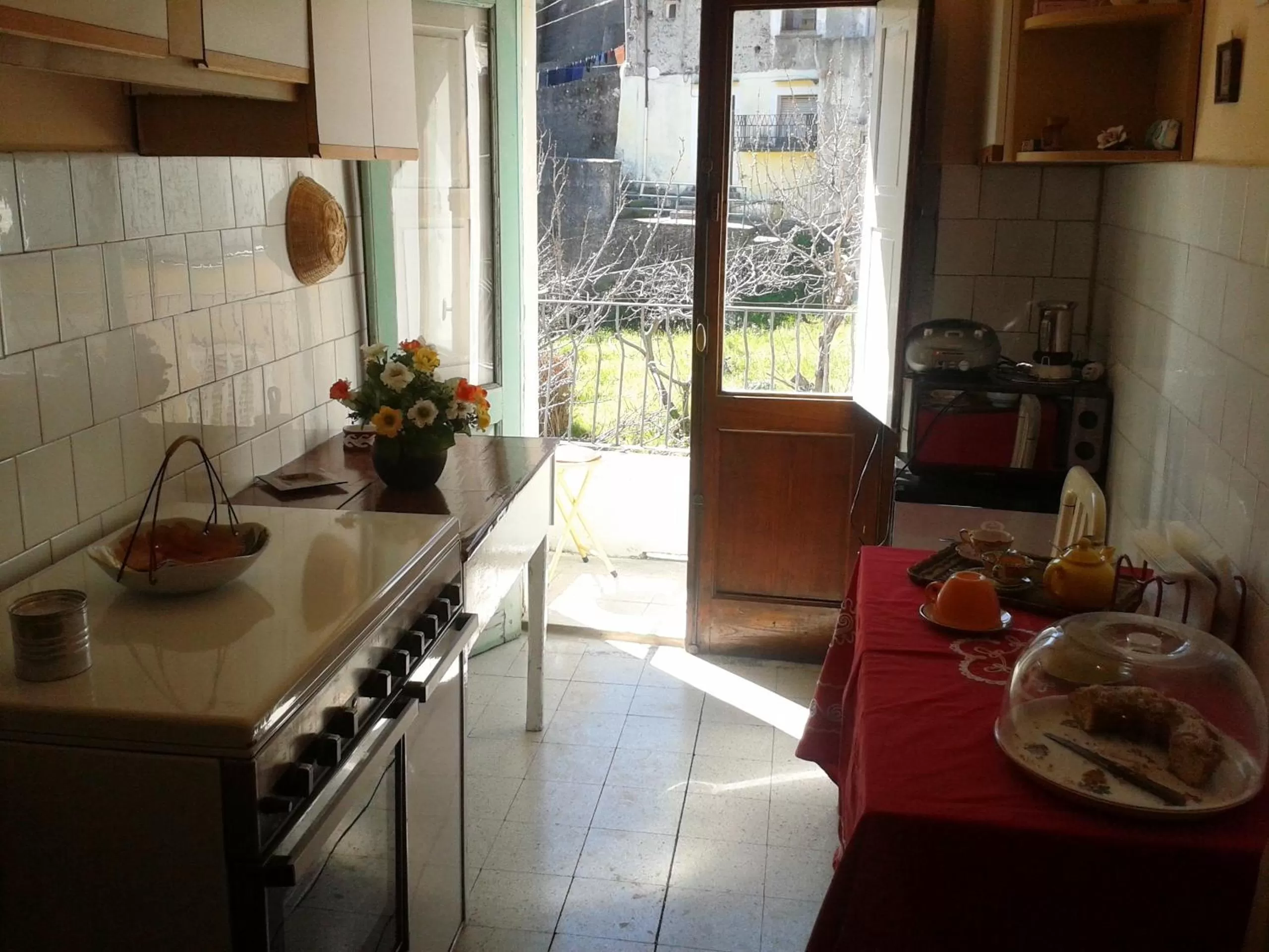 Communal kitchen in Casamuseo del Risorgimento