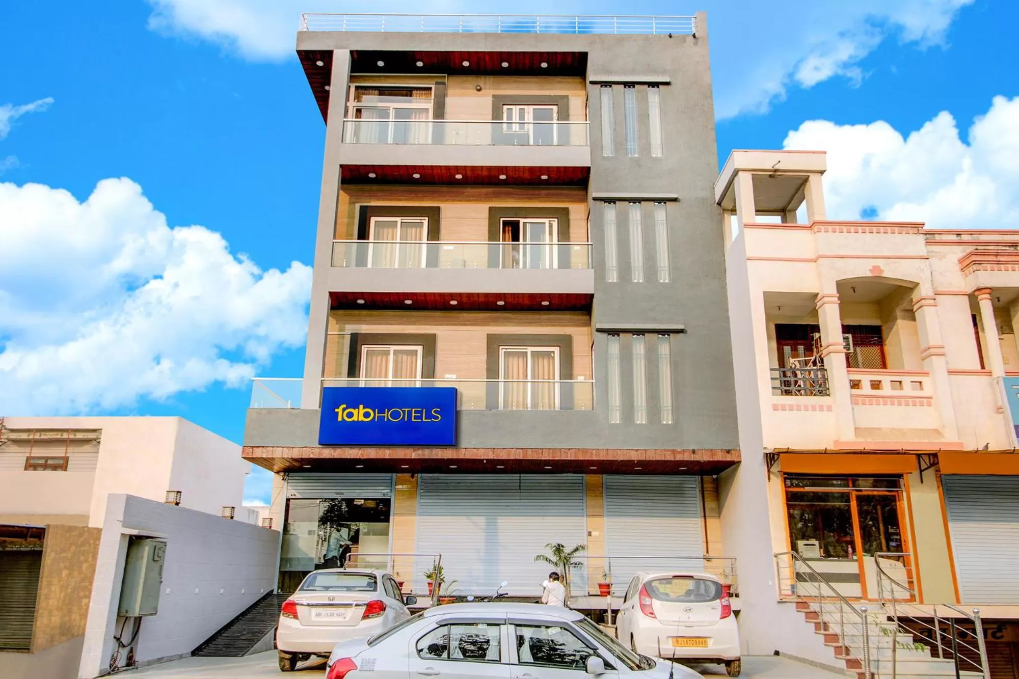 Property building in FabHotel 7th Crossing Malviya Nagar
