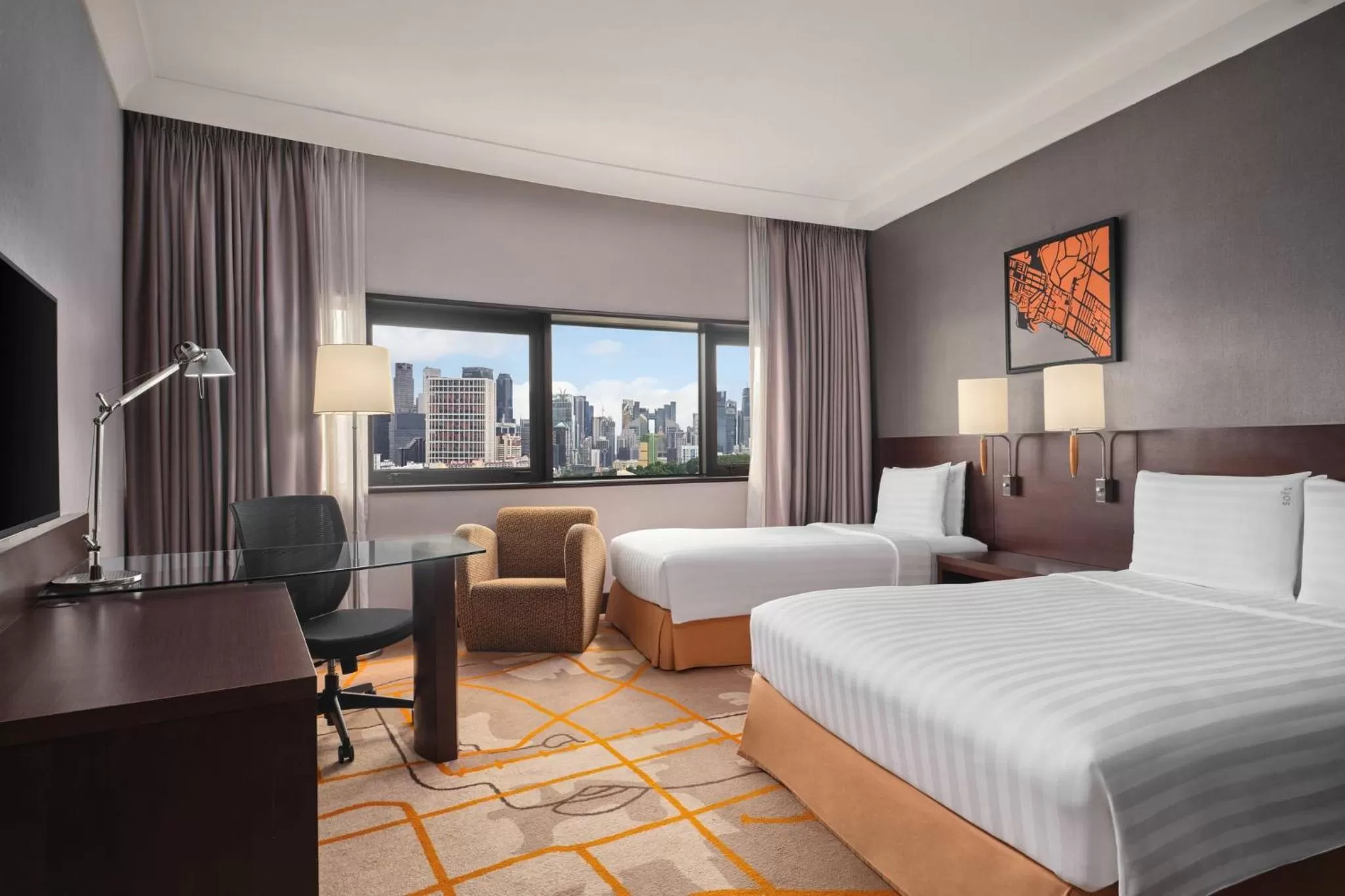 Photo of the whole room, Bed in Holiday Inn Singapore Atrium by IHG