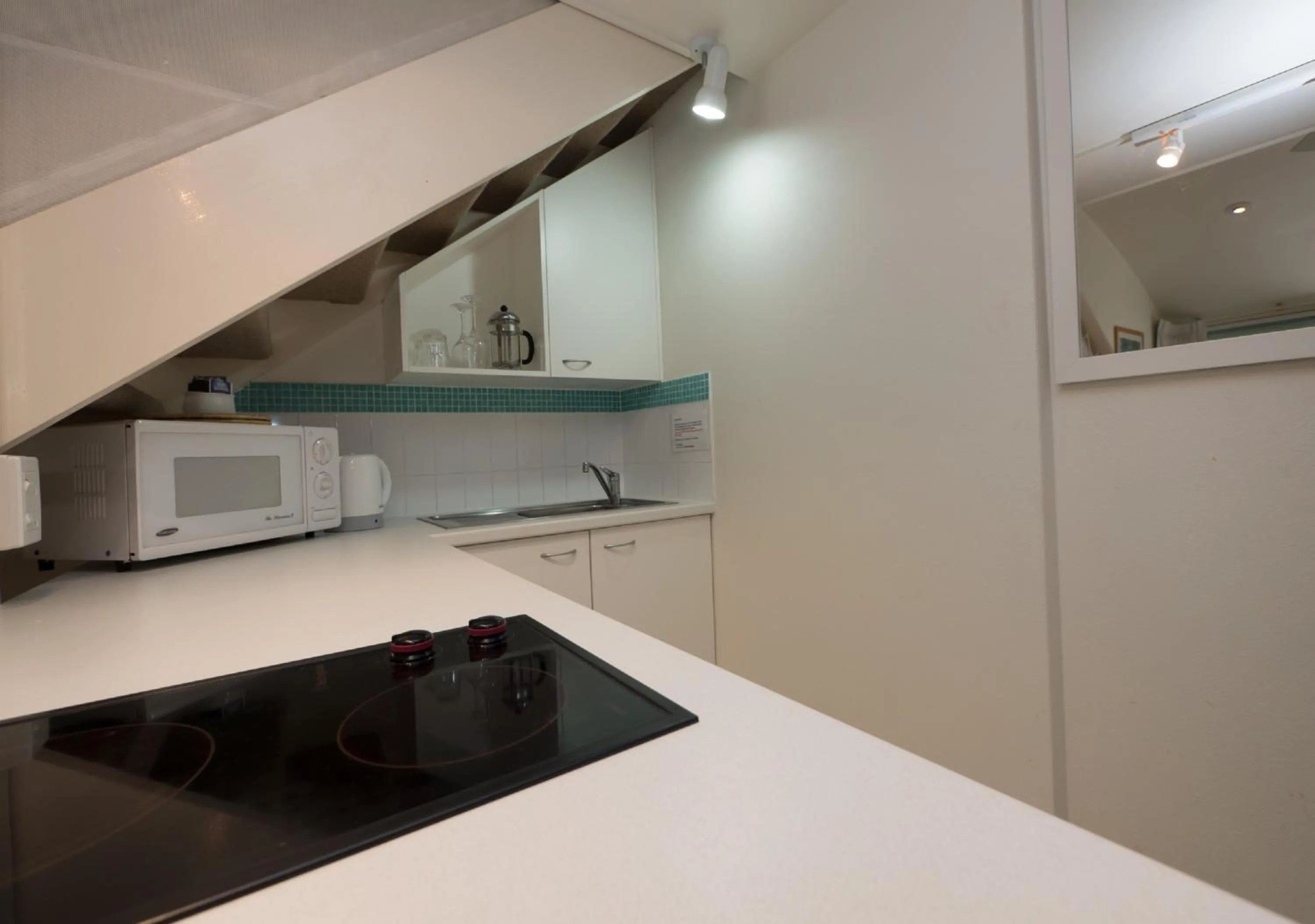 Kitchen or kitchenette in Caribbean Noosa