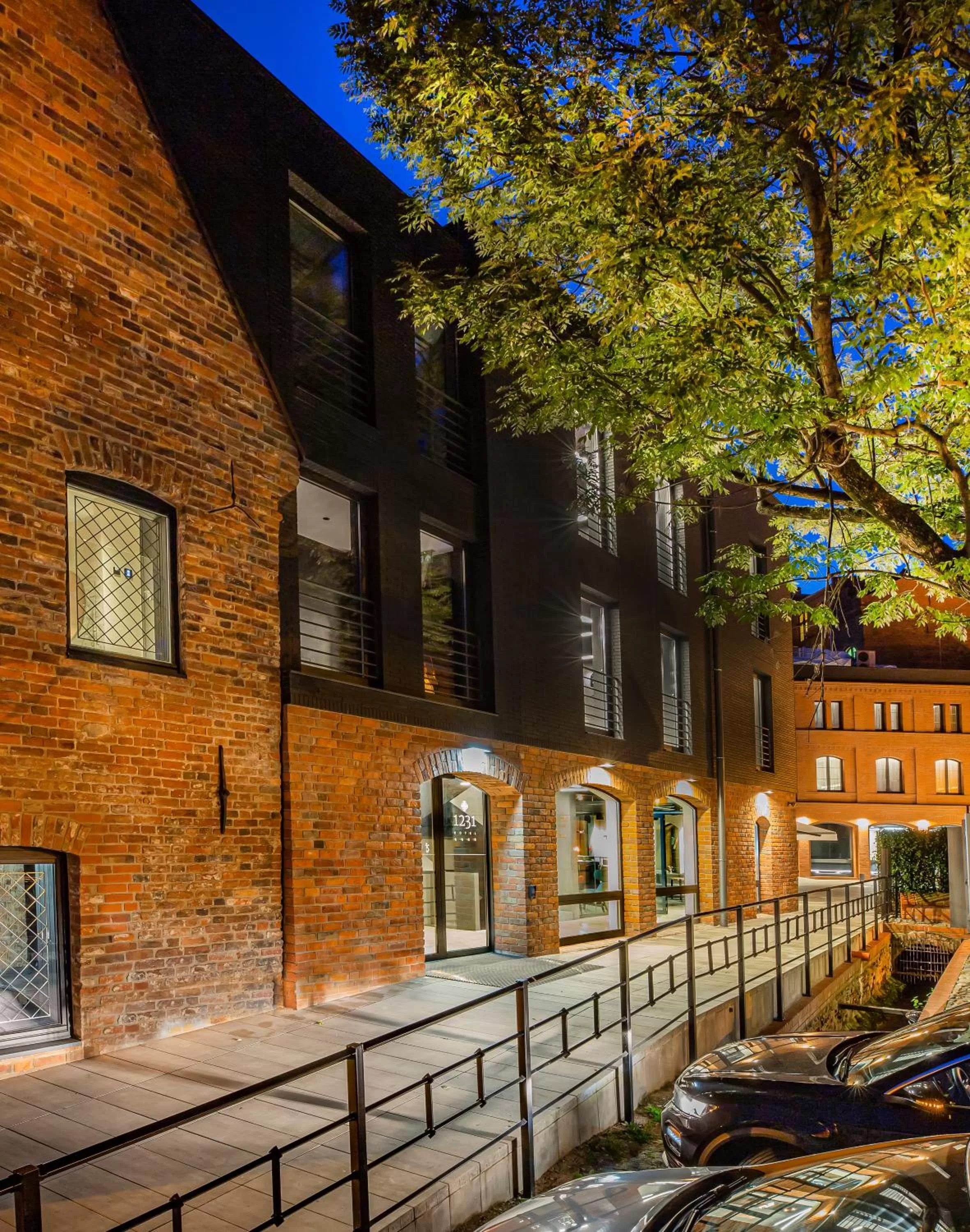 Property building in Hotel 1231