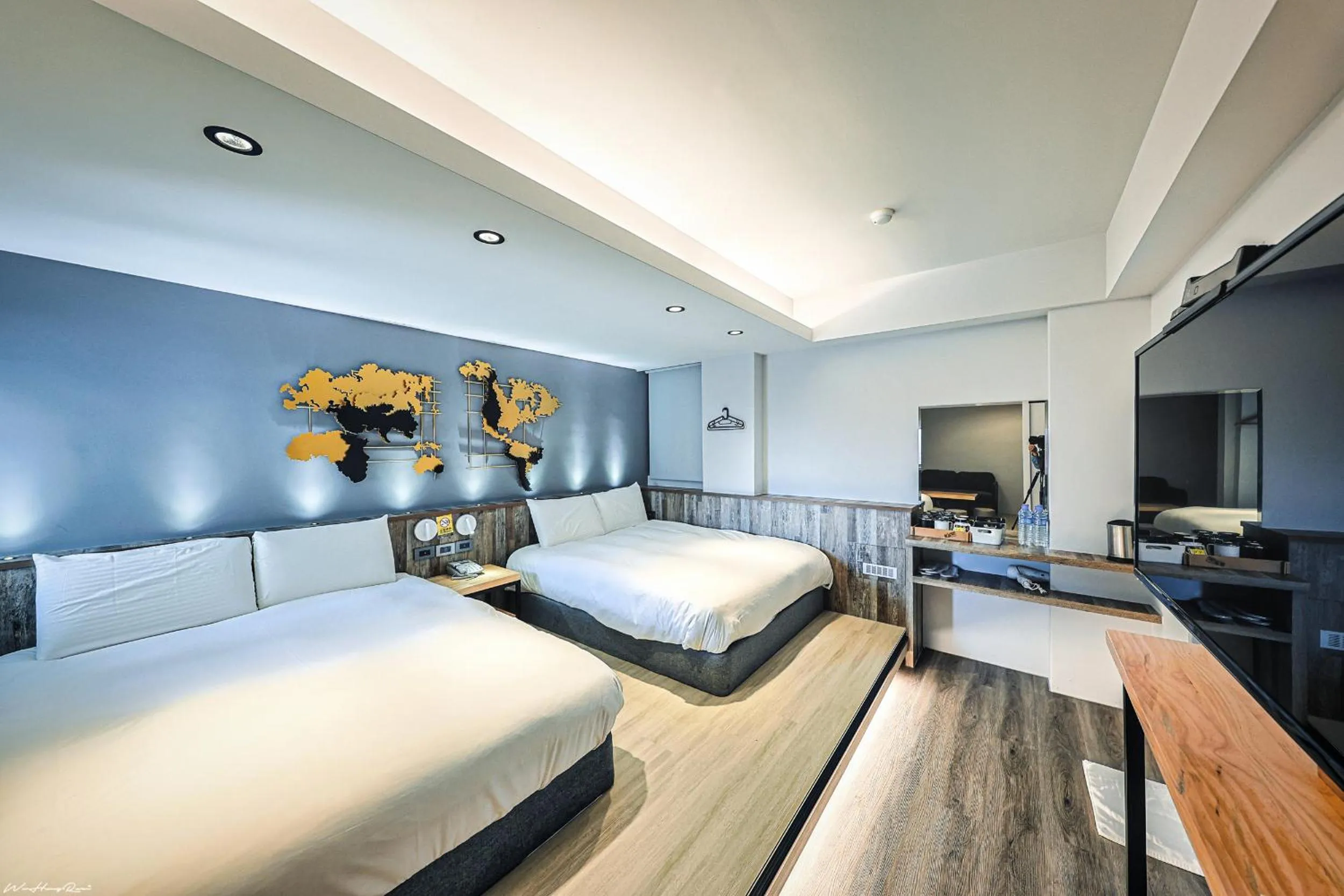 Bed in 亞馨文旅 近東大門夜市 有免費停車場 可自助入住