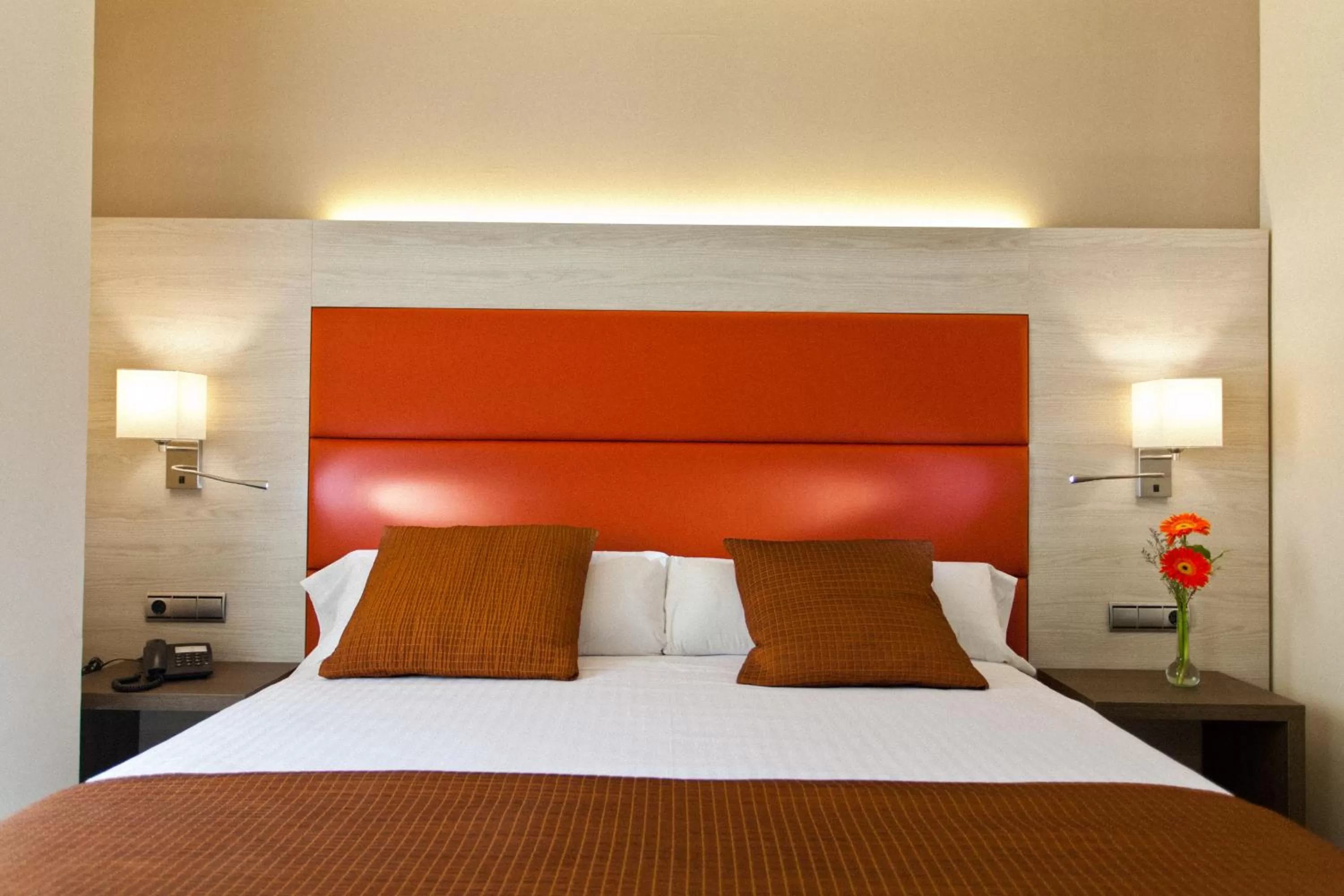 Decorative detail, Bed in Porcel Sabica