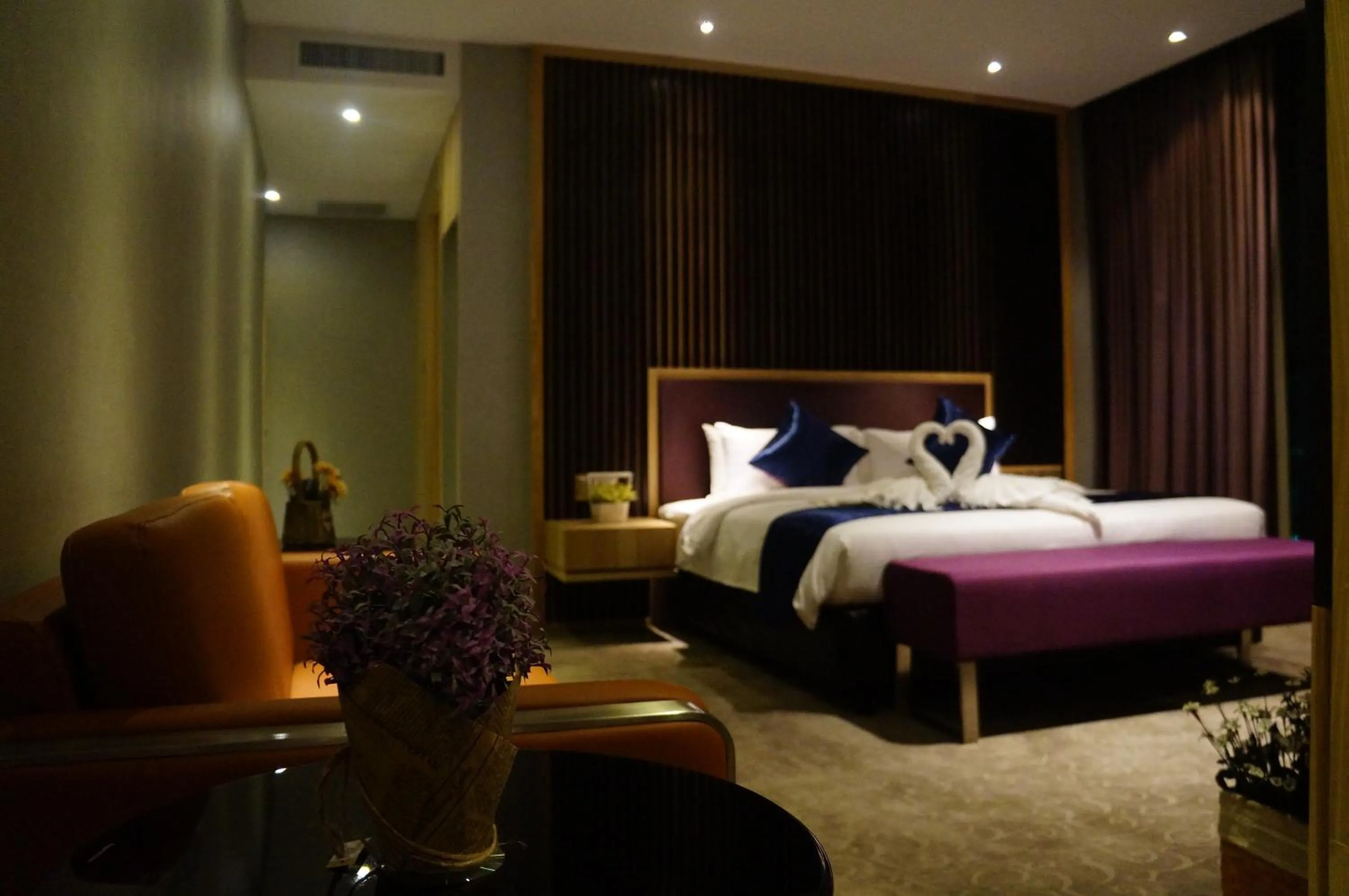 Bedroom, Bed in Greens Hotel & Suites