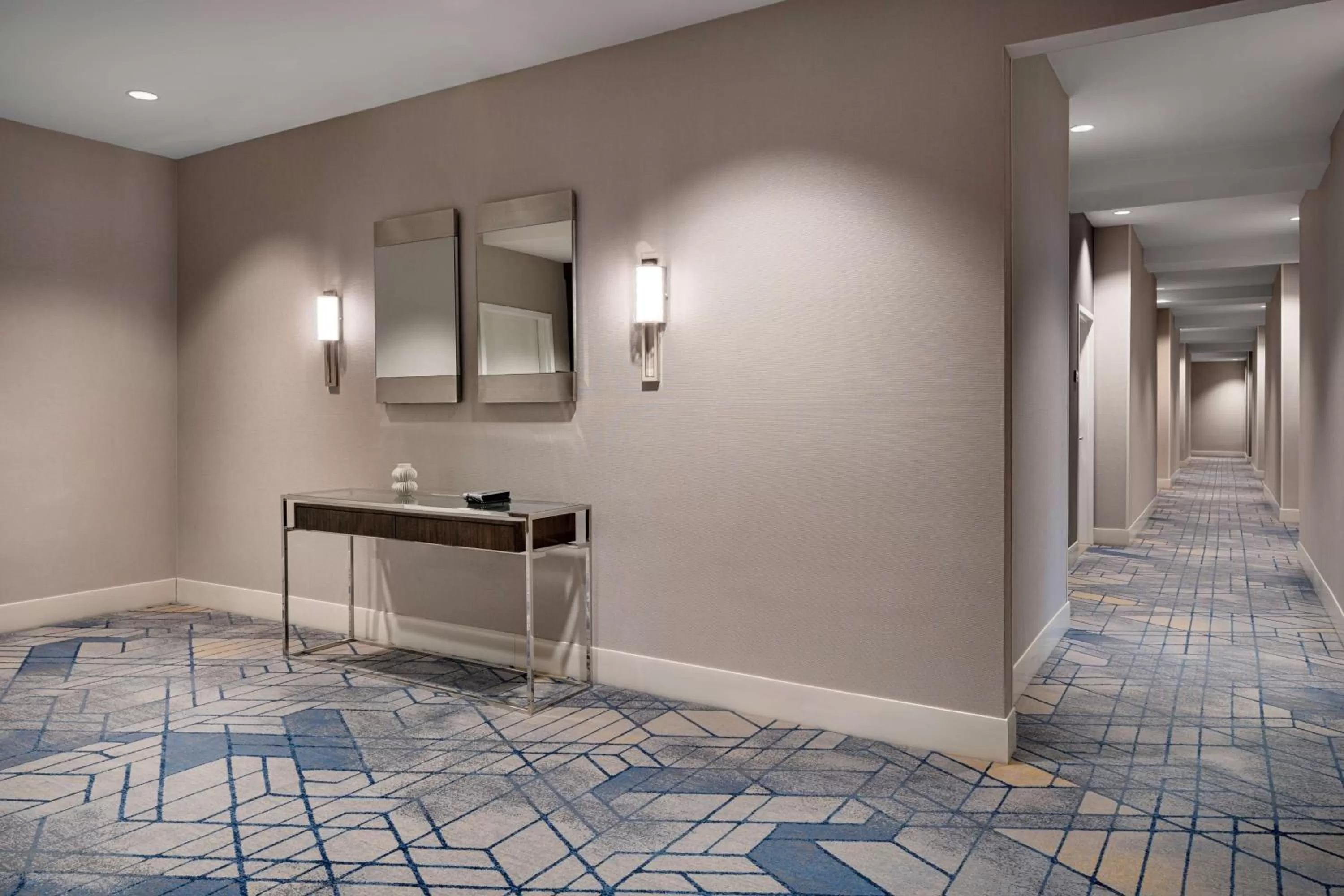 Lobby or reception in Hilton Seattle