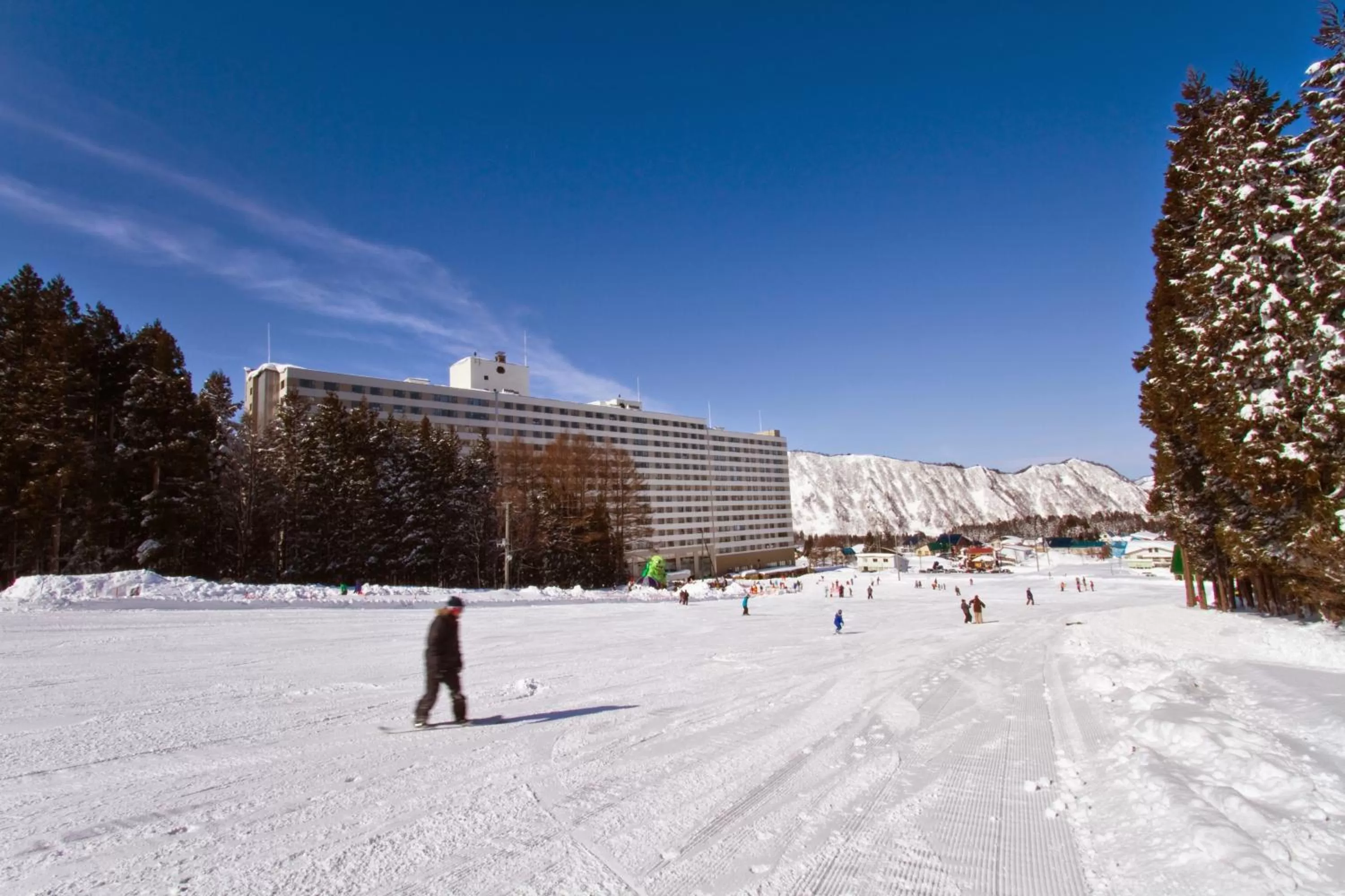 Facade/entrance in Hotel Angel Grandia Echigo Nakazato