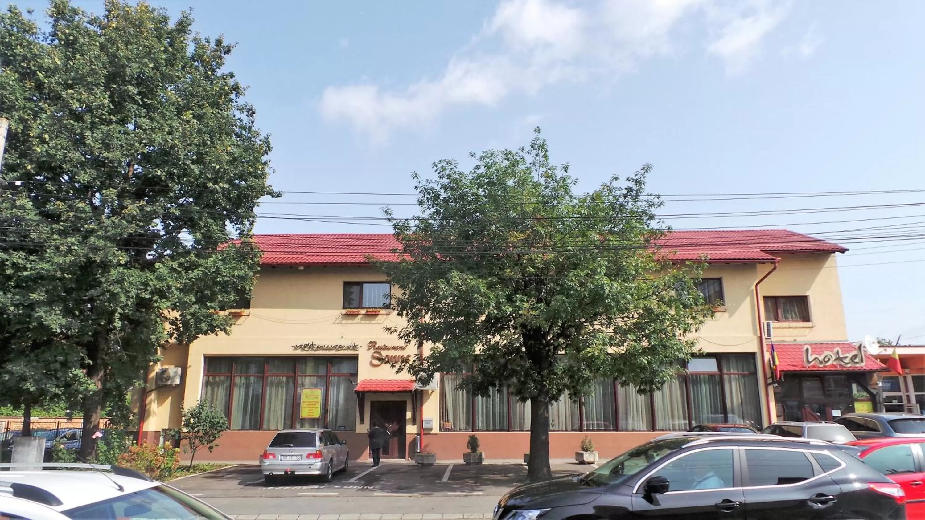 Facade/entrance, Property Building in Hotel Sonne