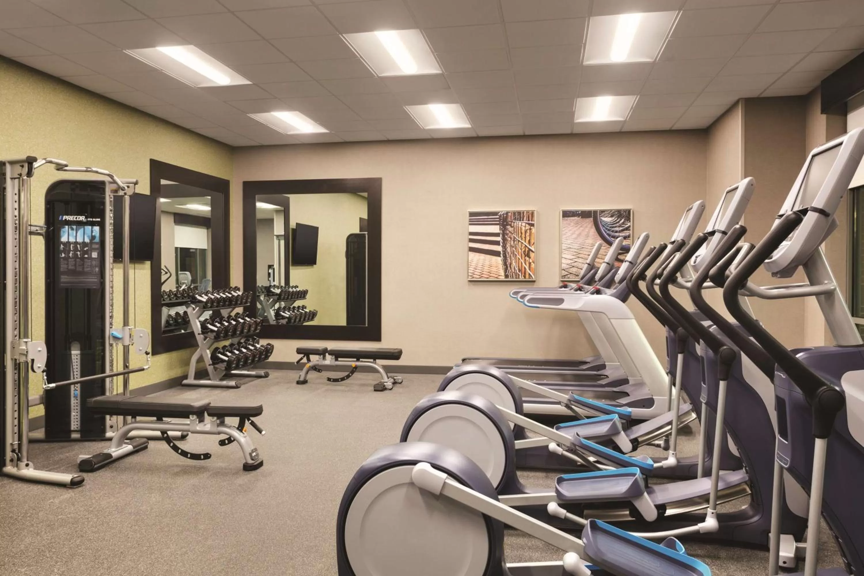 Fitness centre/facilities in Home2 Suites By Hilton Birmingham Downtown