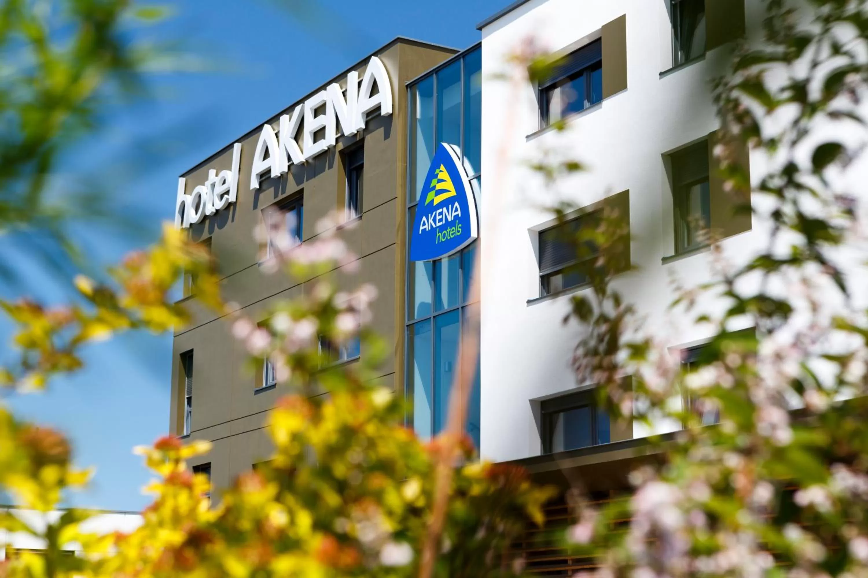 Property building in Hôtel Akena Reims Bezannes