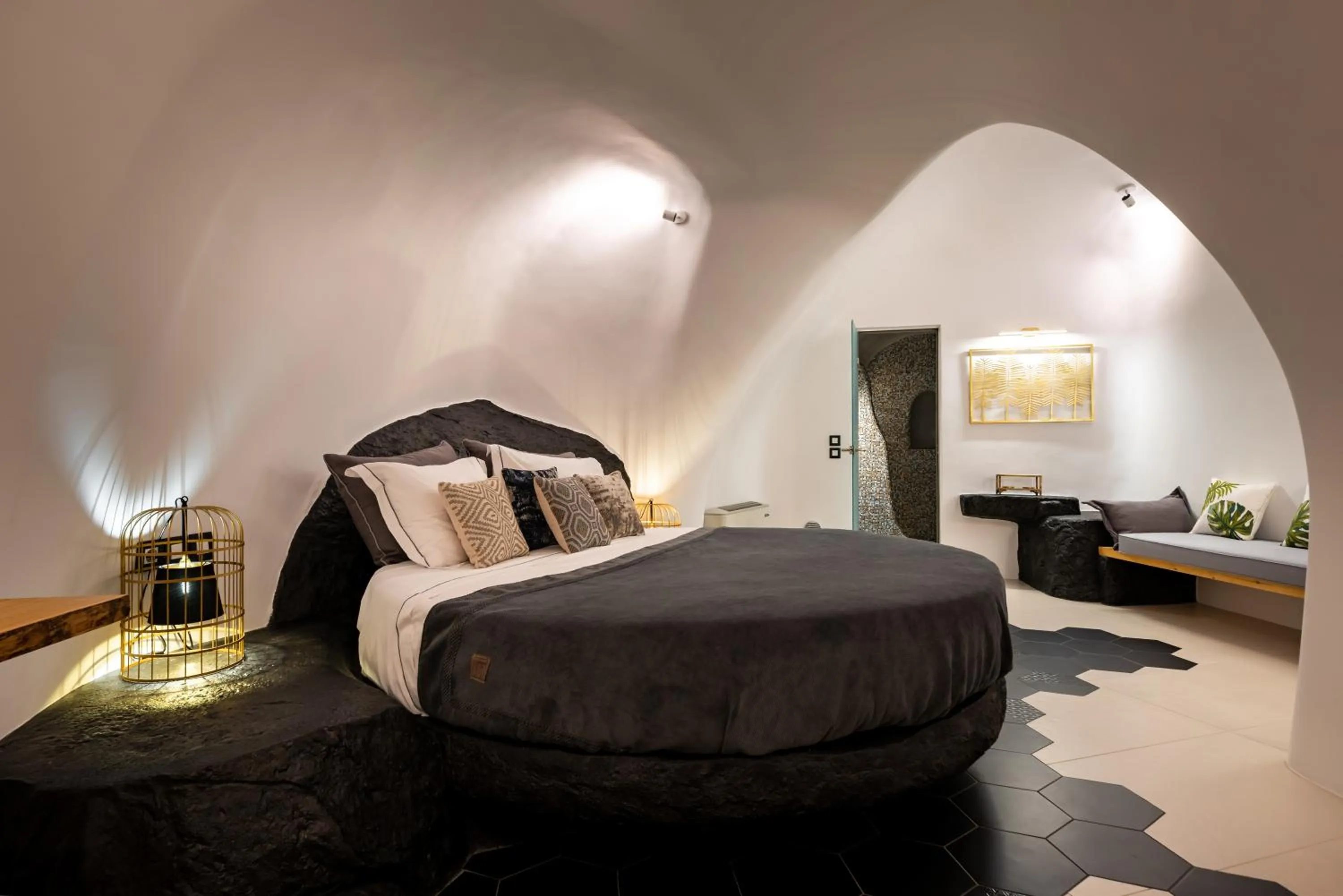 Bed in Daydream Luxury Suites