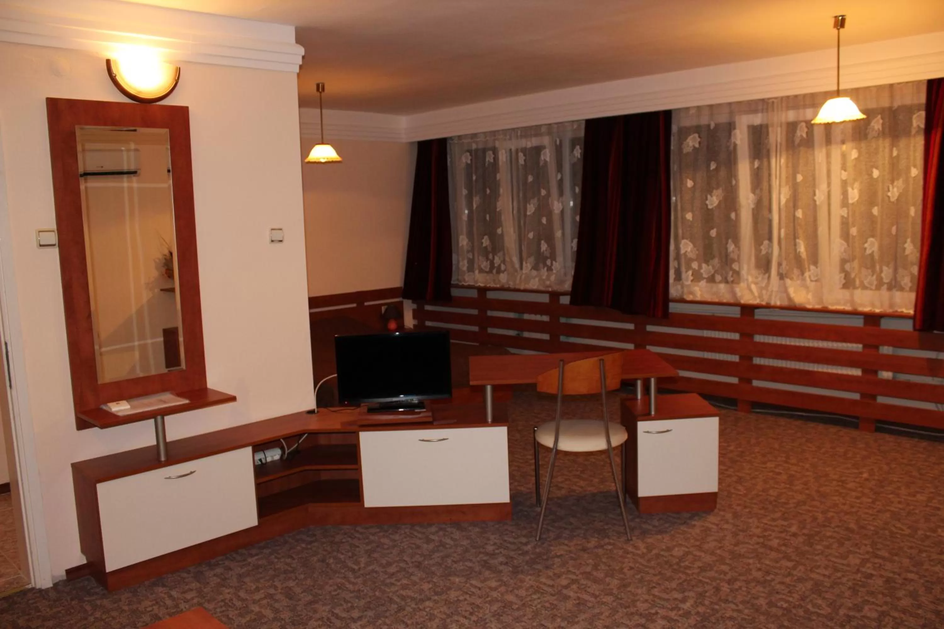 Living room, TV/Entertainment Center in Hotel of Bulgarian Academy of Sciences