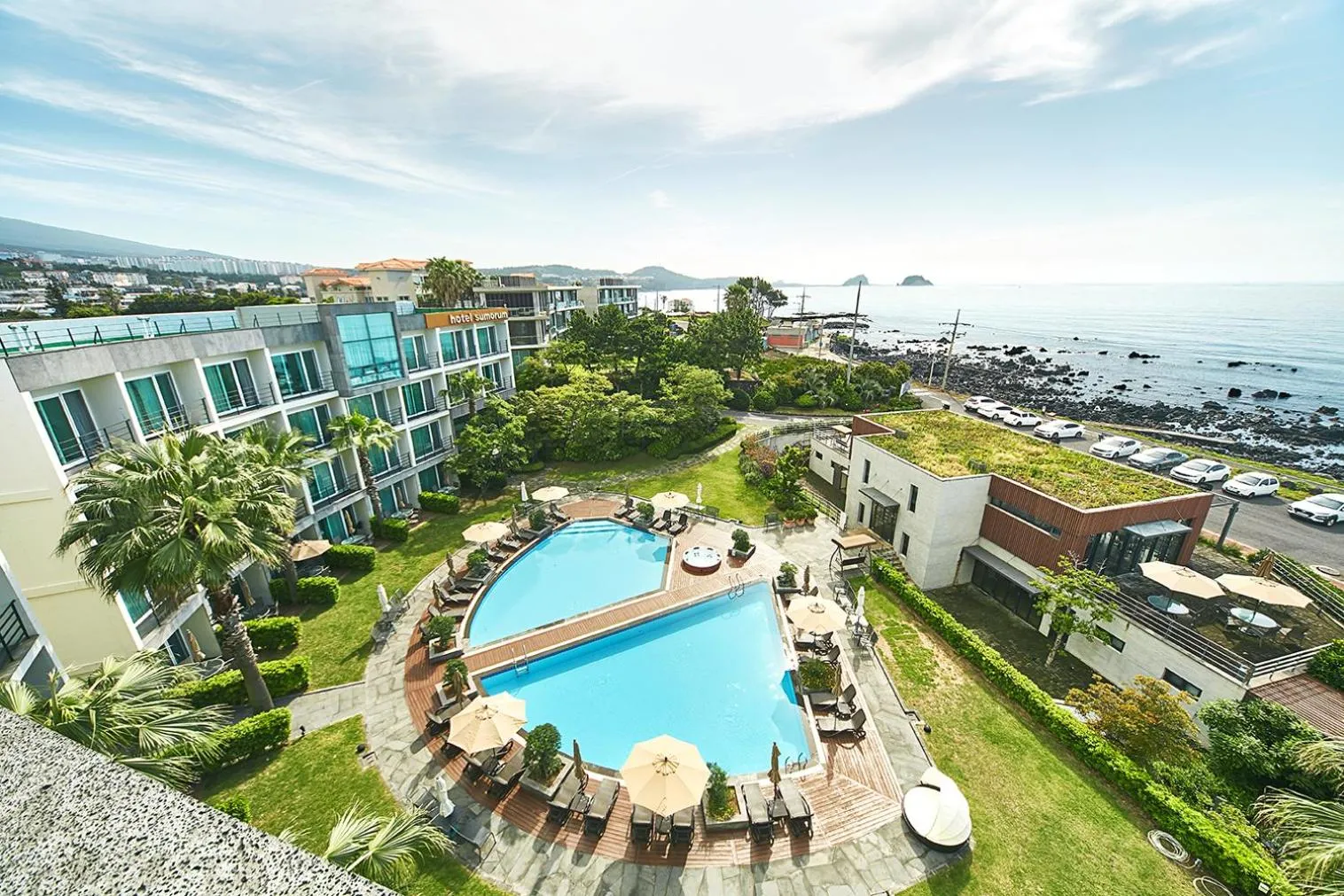 Facade/entrance in The Grand Sumorum