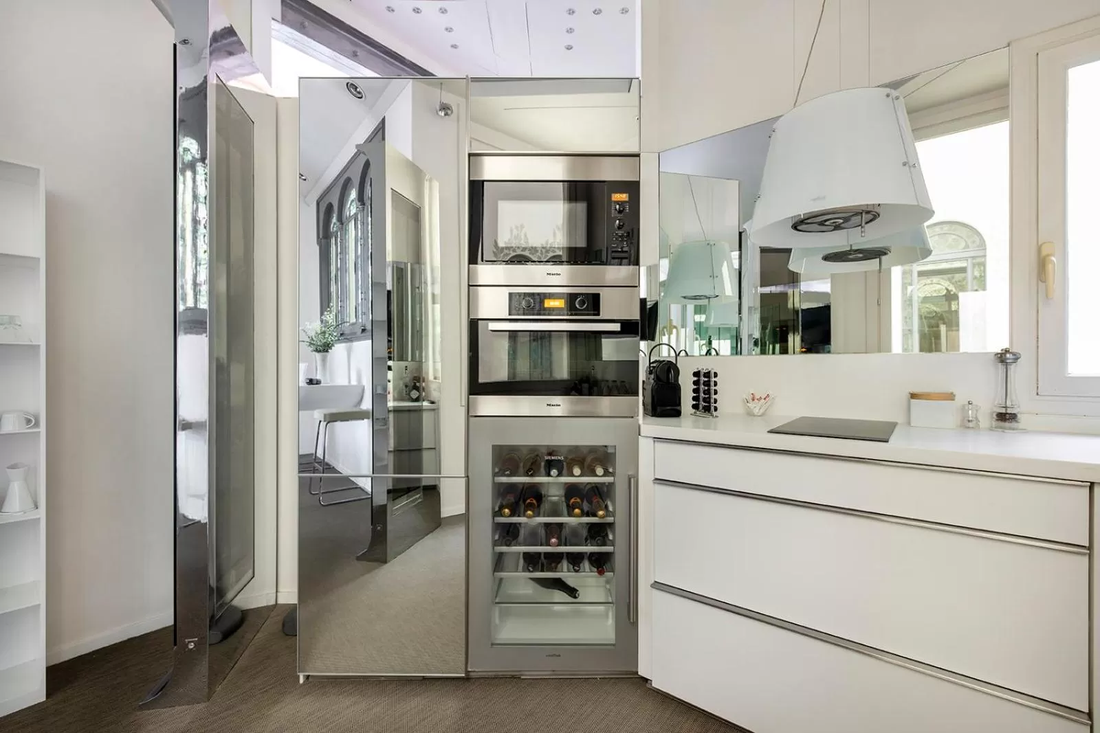 El Palauet Modernist Suites Barcelona