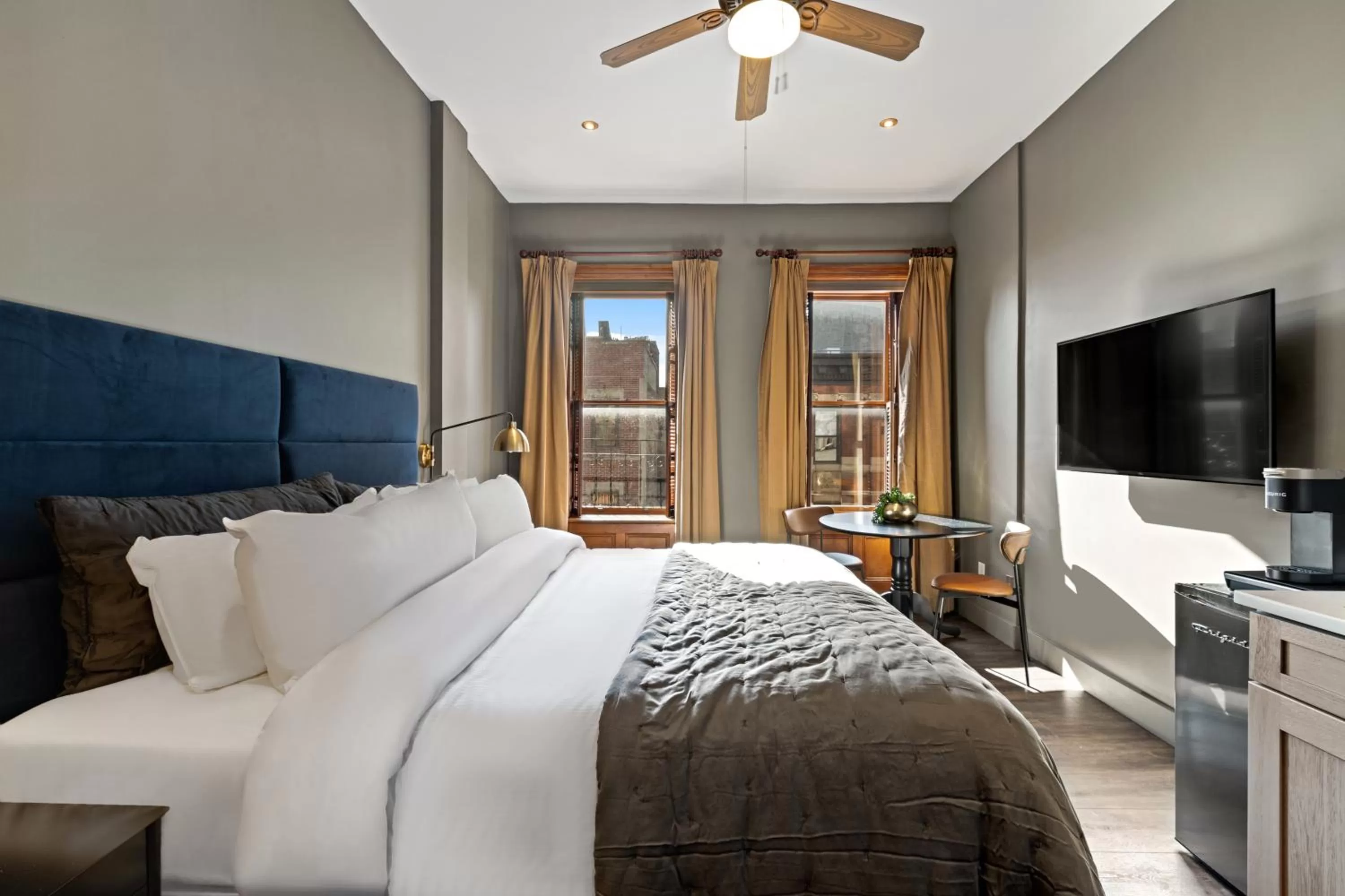 Bed in The Historic Blue Moon Hotel - NYC