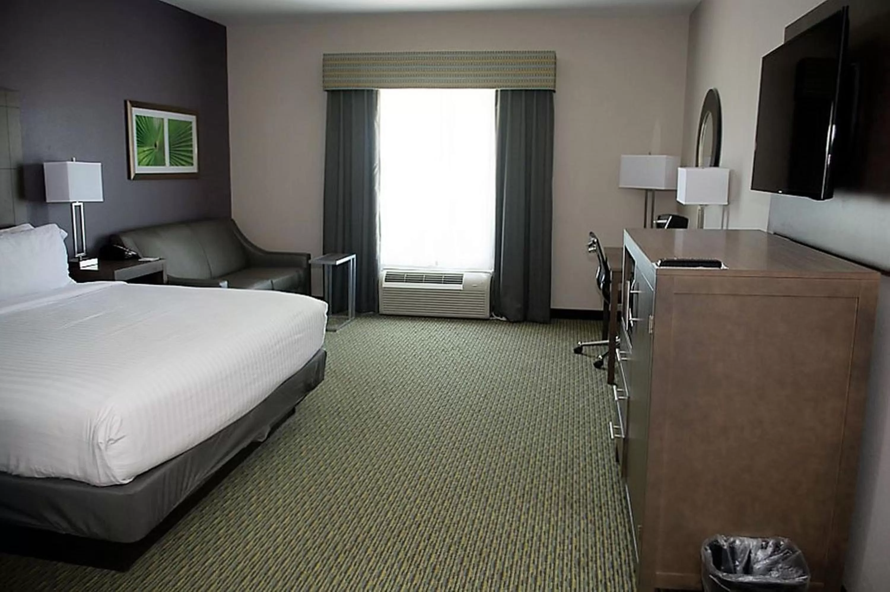 Bedroom, Bed in Holiday Inn Express Hotel and Suites Port Aransas/Beach Area by IHG