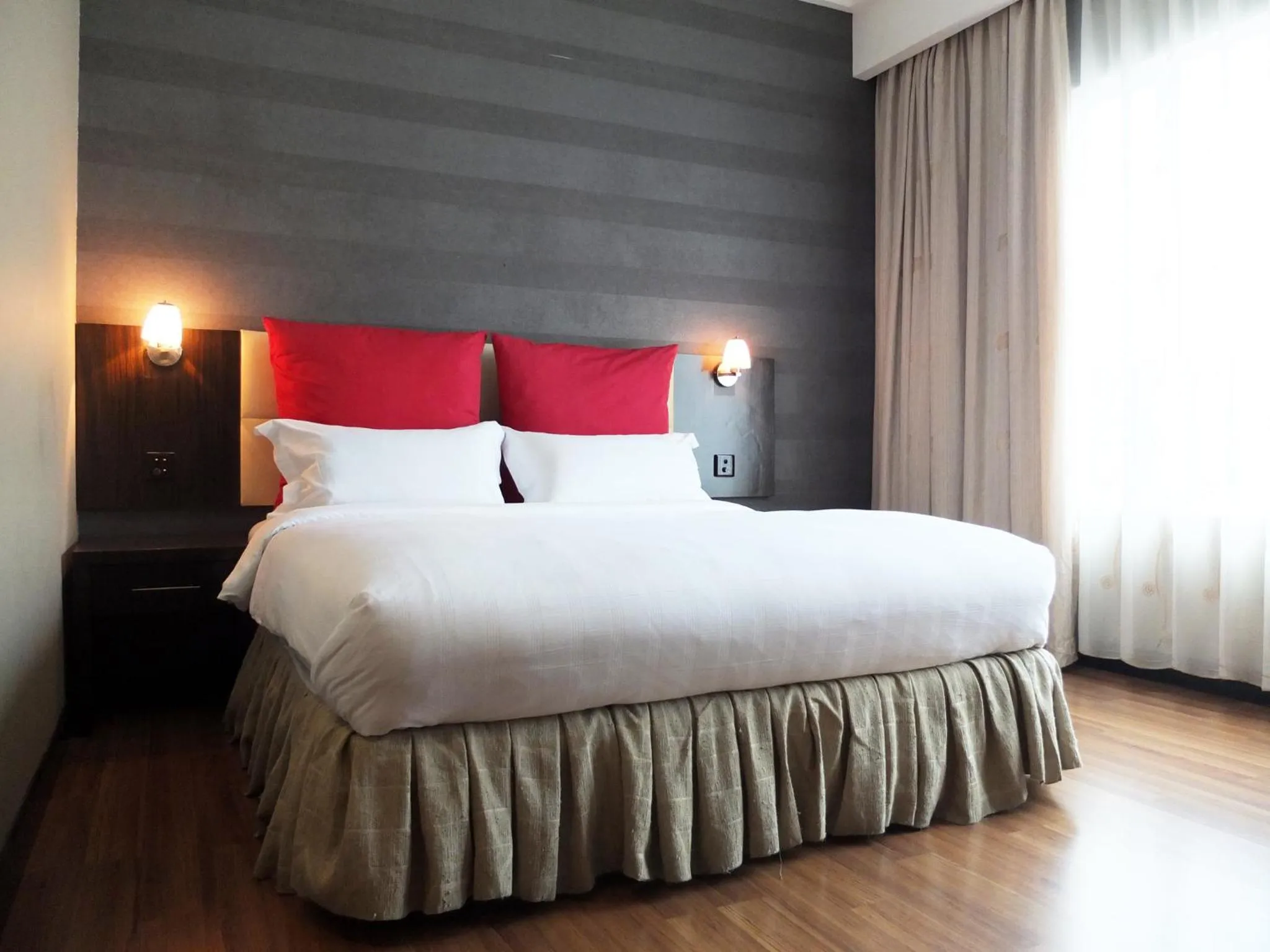 Bed in The Mark's Lodge