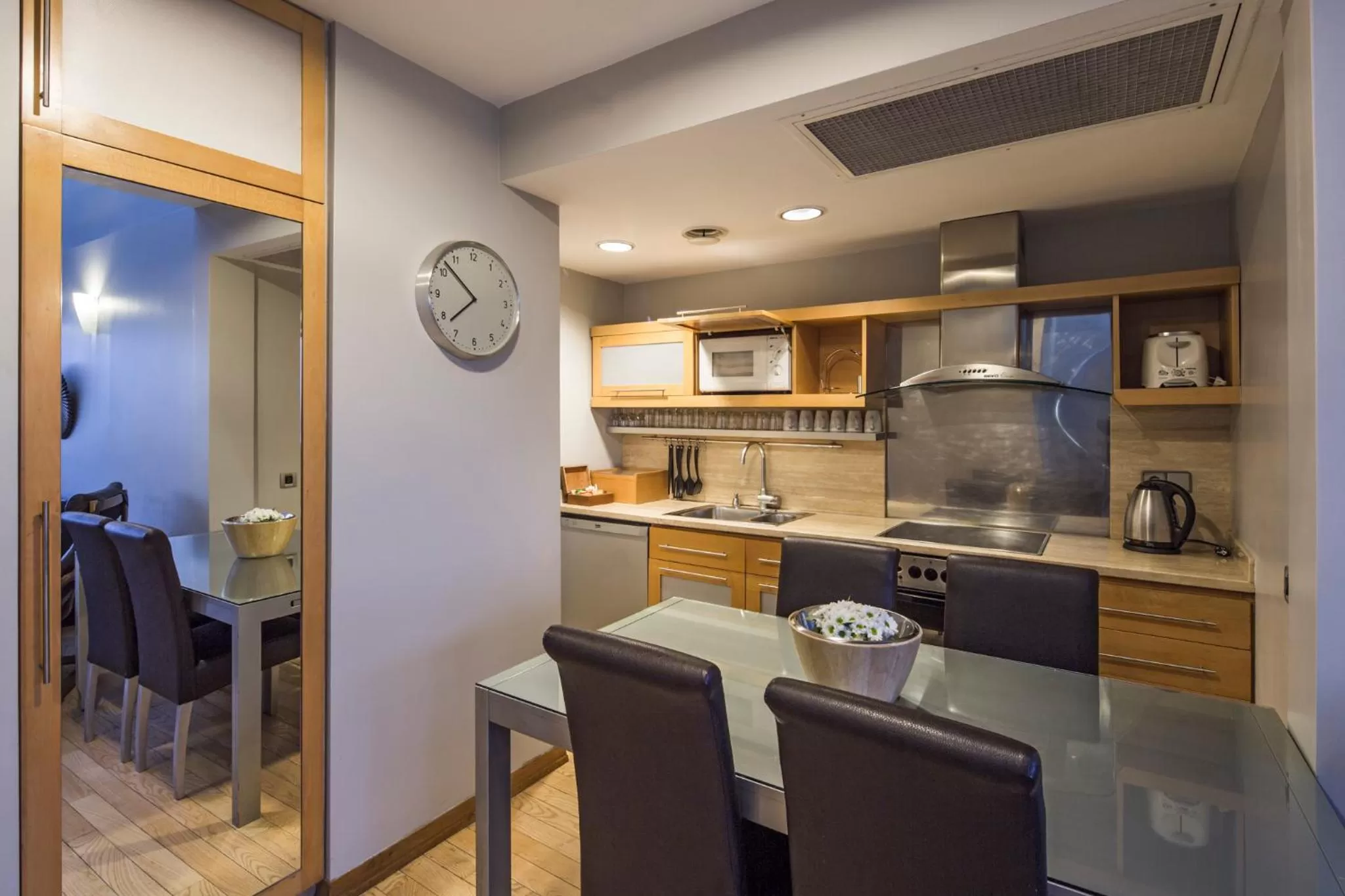 Kitchen or kitchenette in Taxim Suites Residences Istanbul
