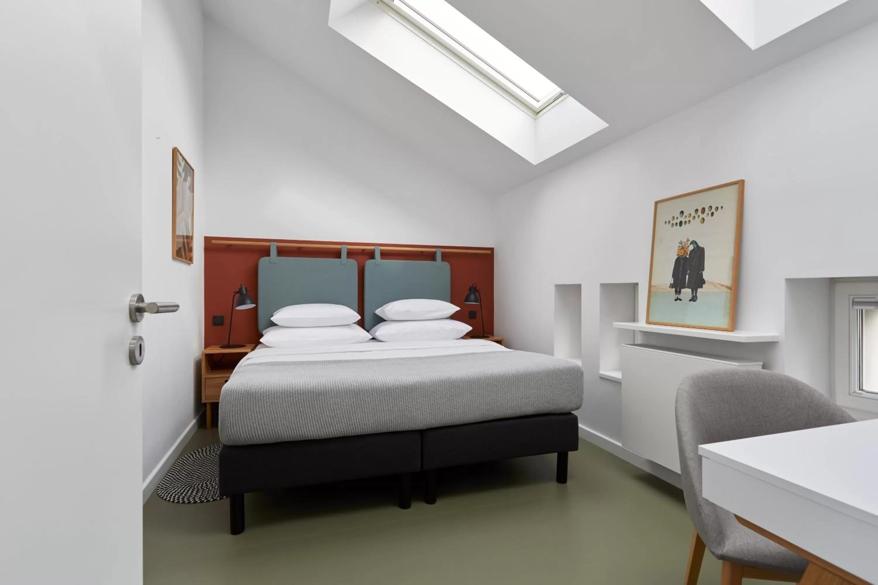 Bed in PLANTONIA Aparthotel