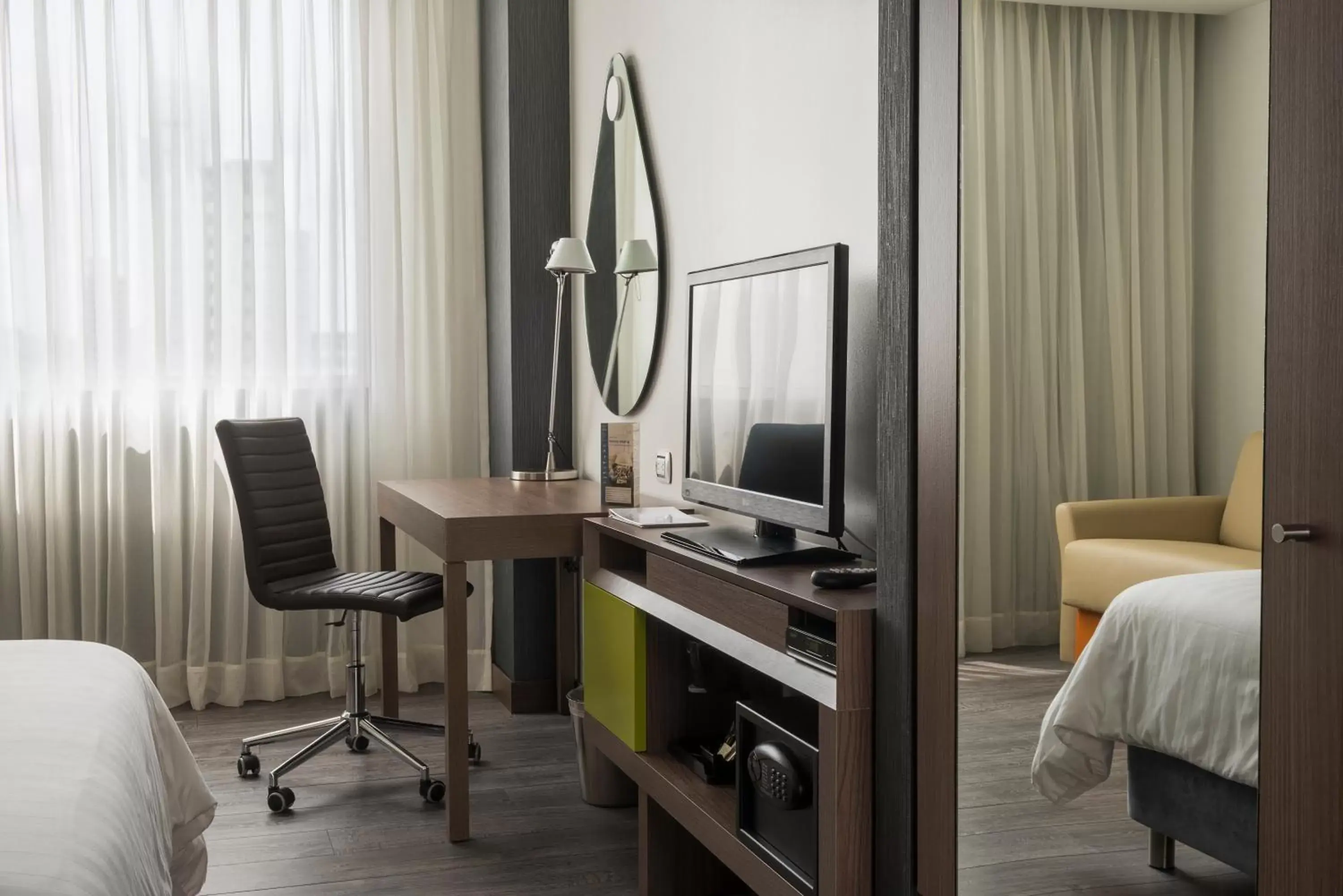 Standard Twin Room in Hampton by Hilton Barranquilla Standard Twin Room in Hampton by Hilton Barranquilla