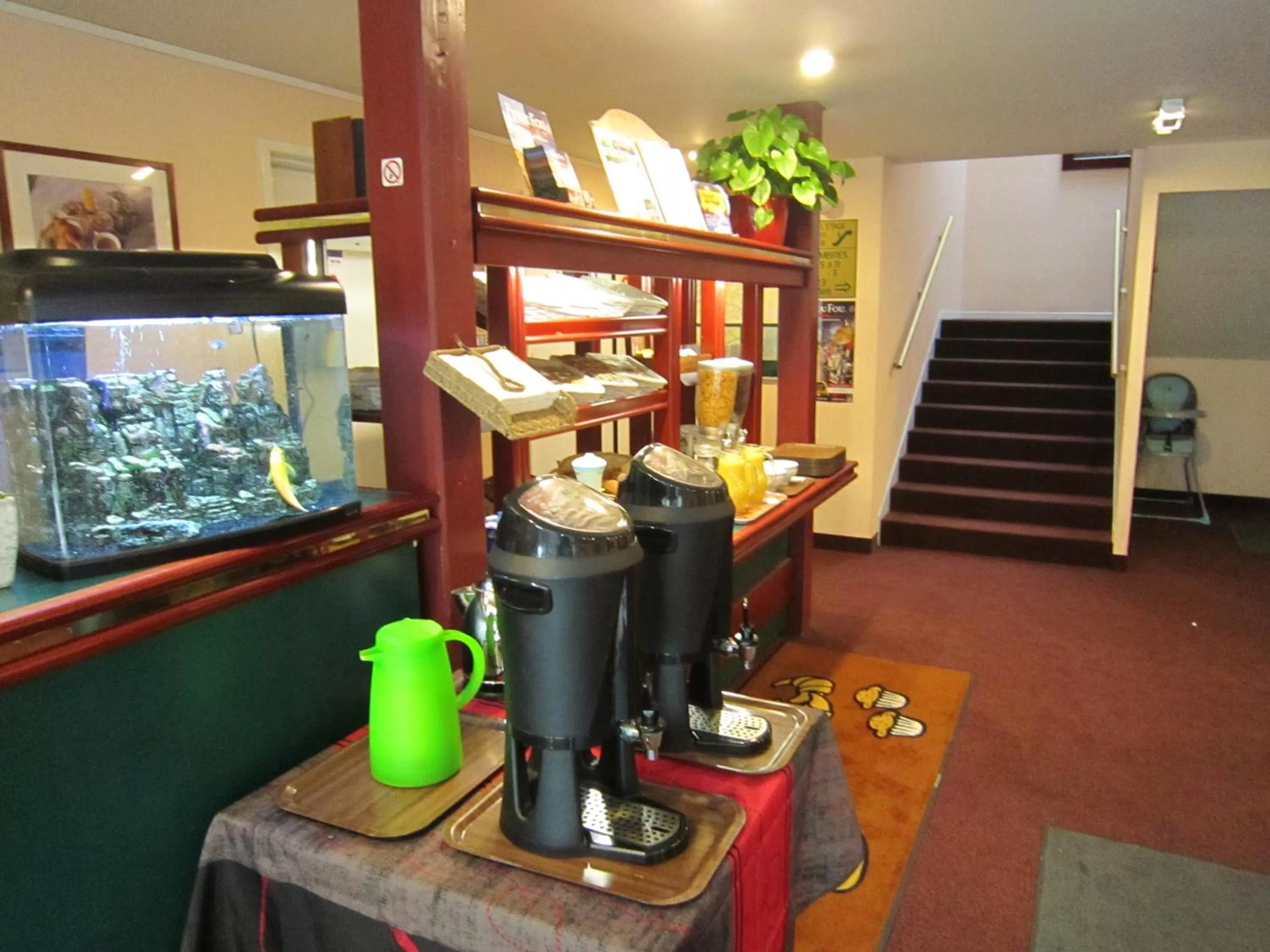 Restaurant/places to eat in Quick Palace Nantes La Beaujoire