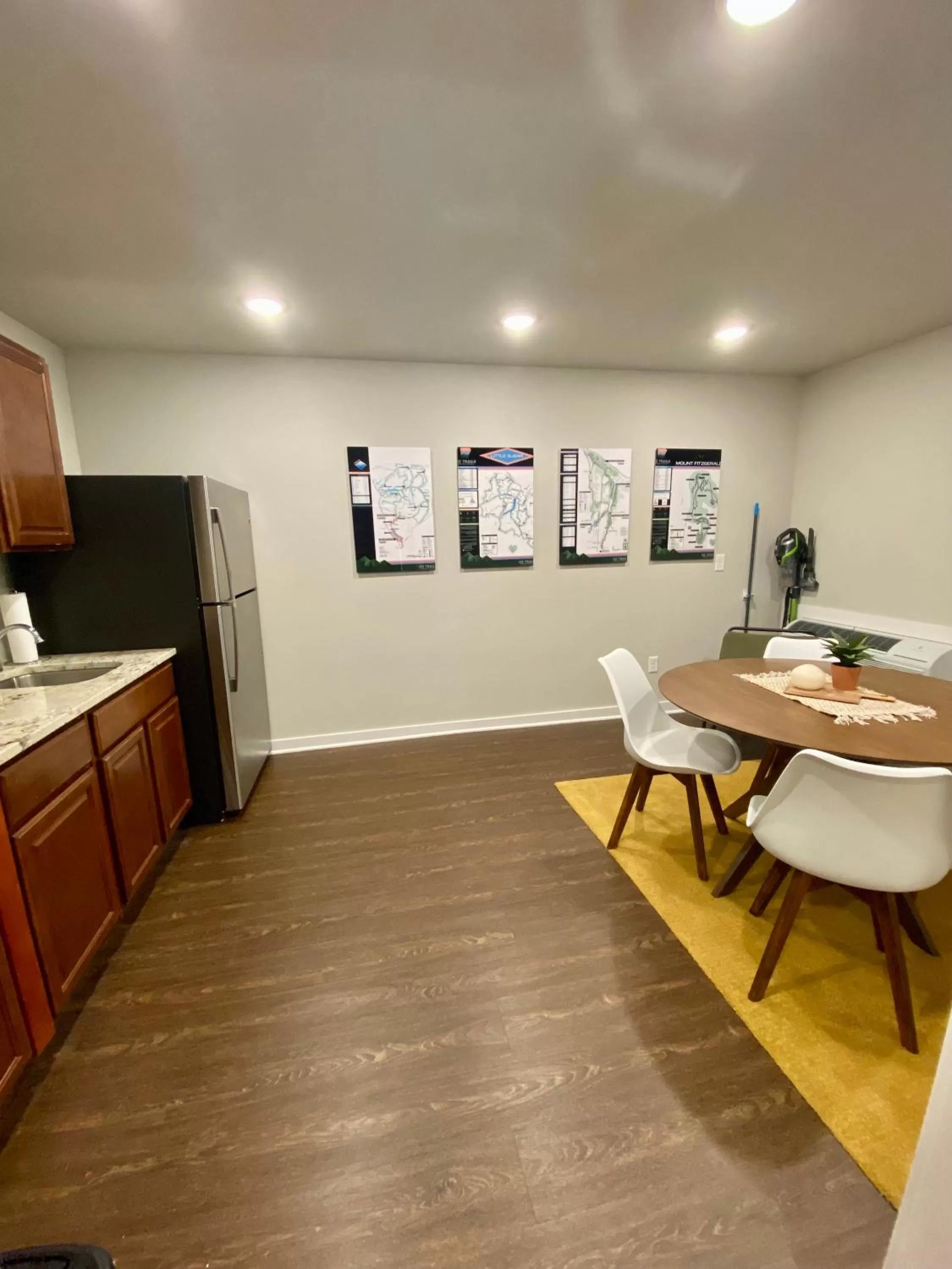 Kitchen or kitchenette in The Bike Inn