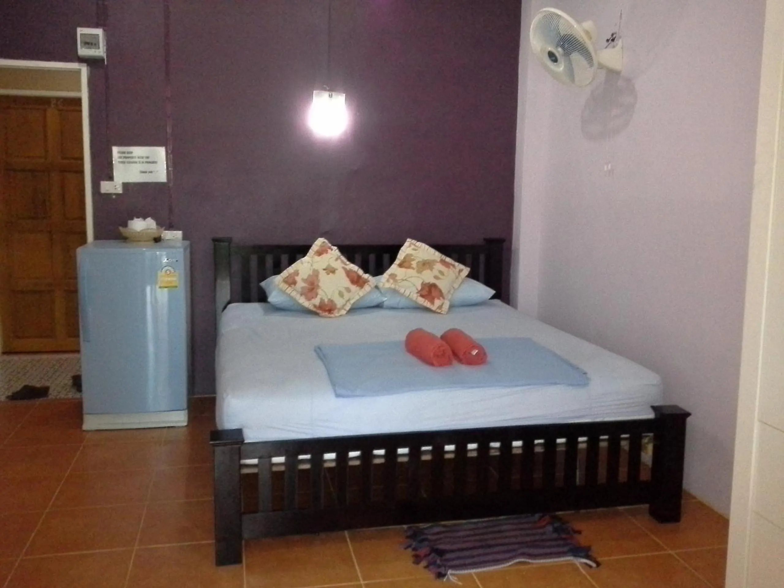 Bed in Lanta Garden Home
