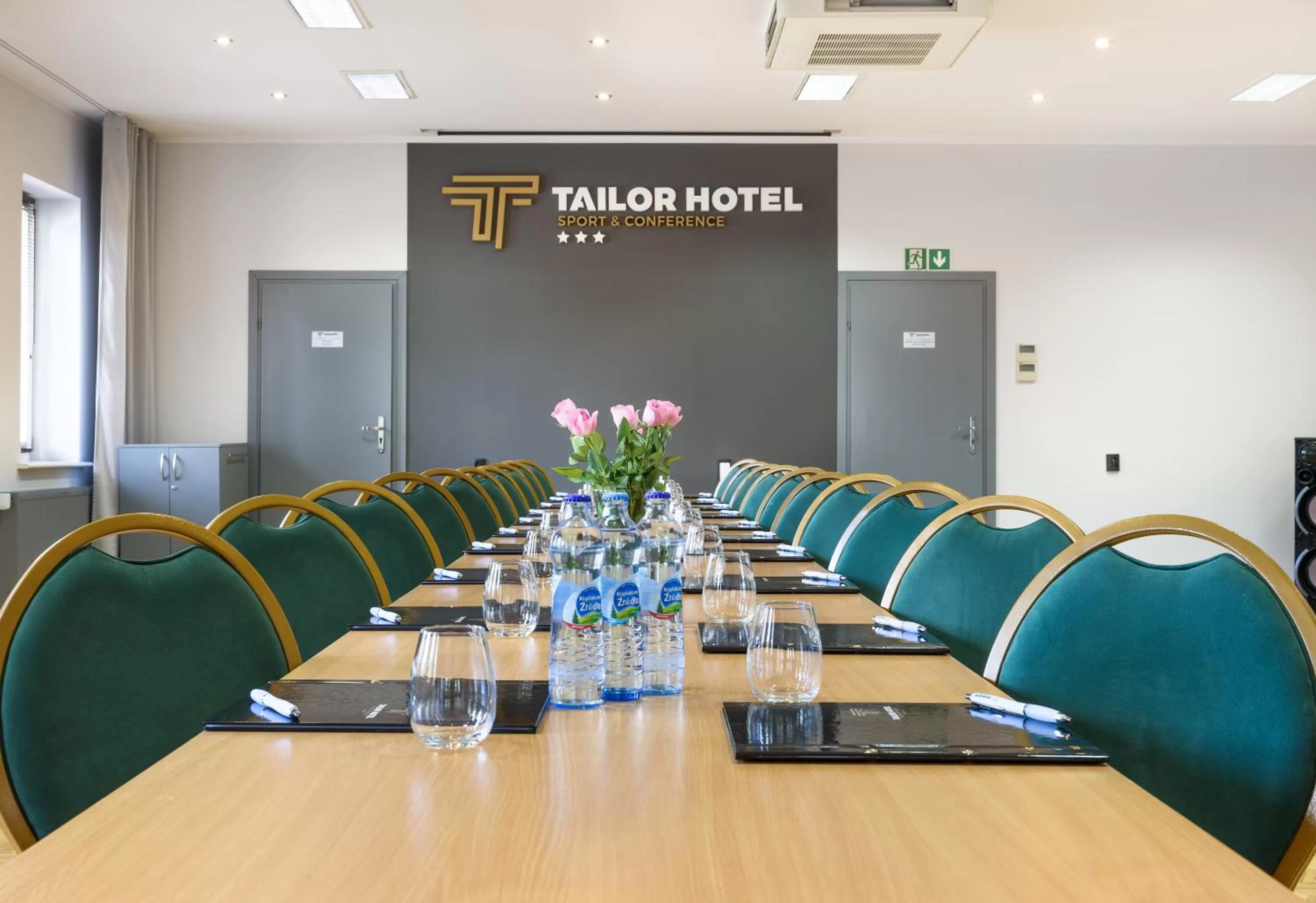 Business facilities in Tailor Hotel Sport & Conference