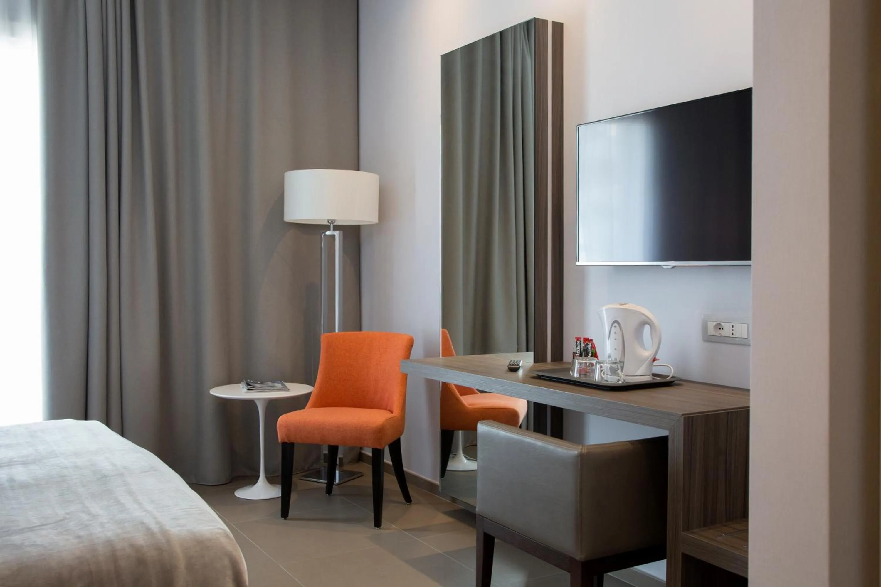 TV and multimedia, Bed in Hotel Marad