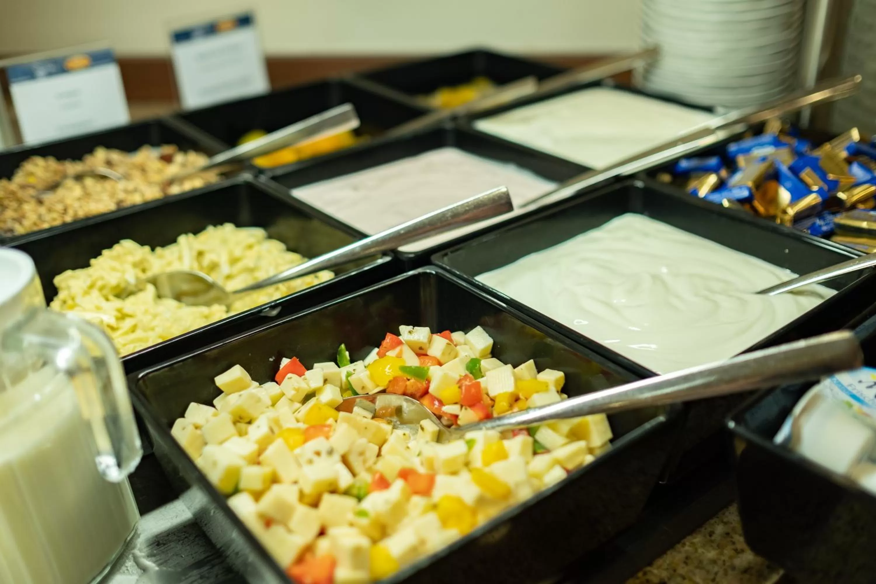 Buffet breakfast in Hotel Bär