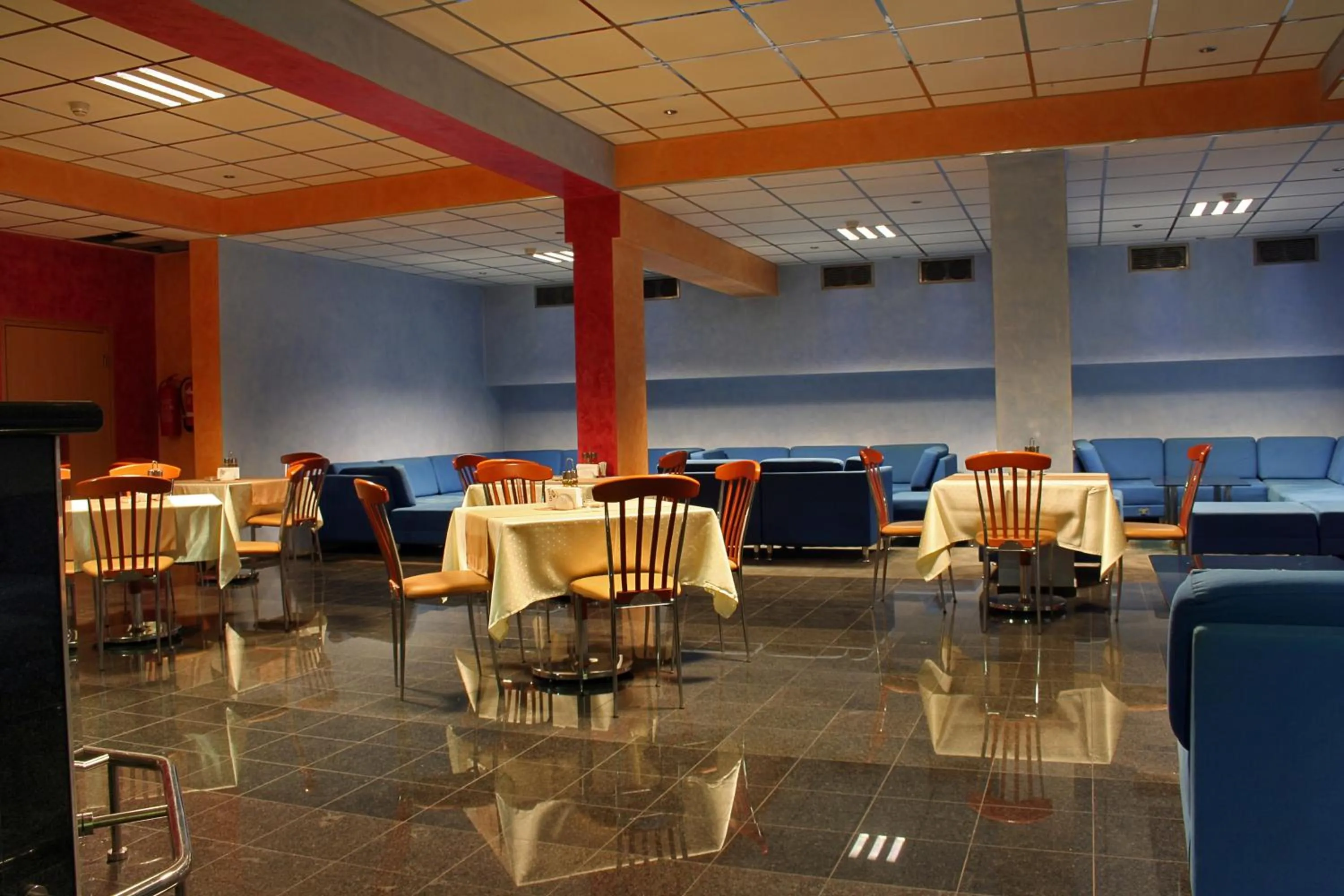 Restaurant/places to eat in Hotel Brod - Free Parking