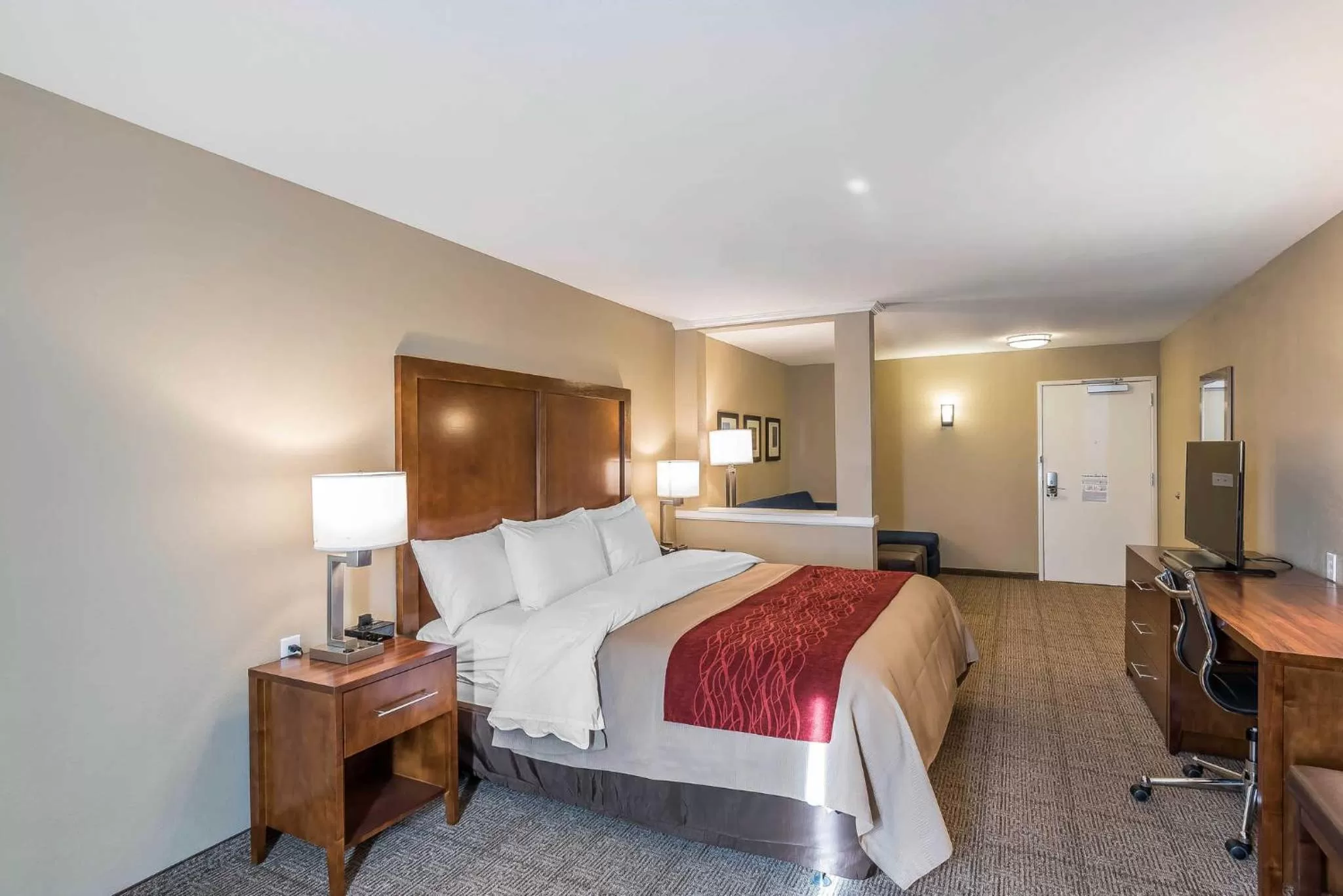 Property building, Bed in Comfort Inn & Suites Sidney I-80