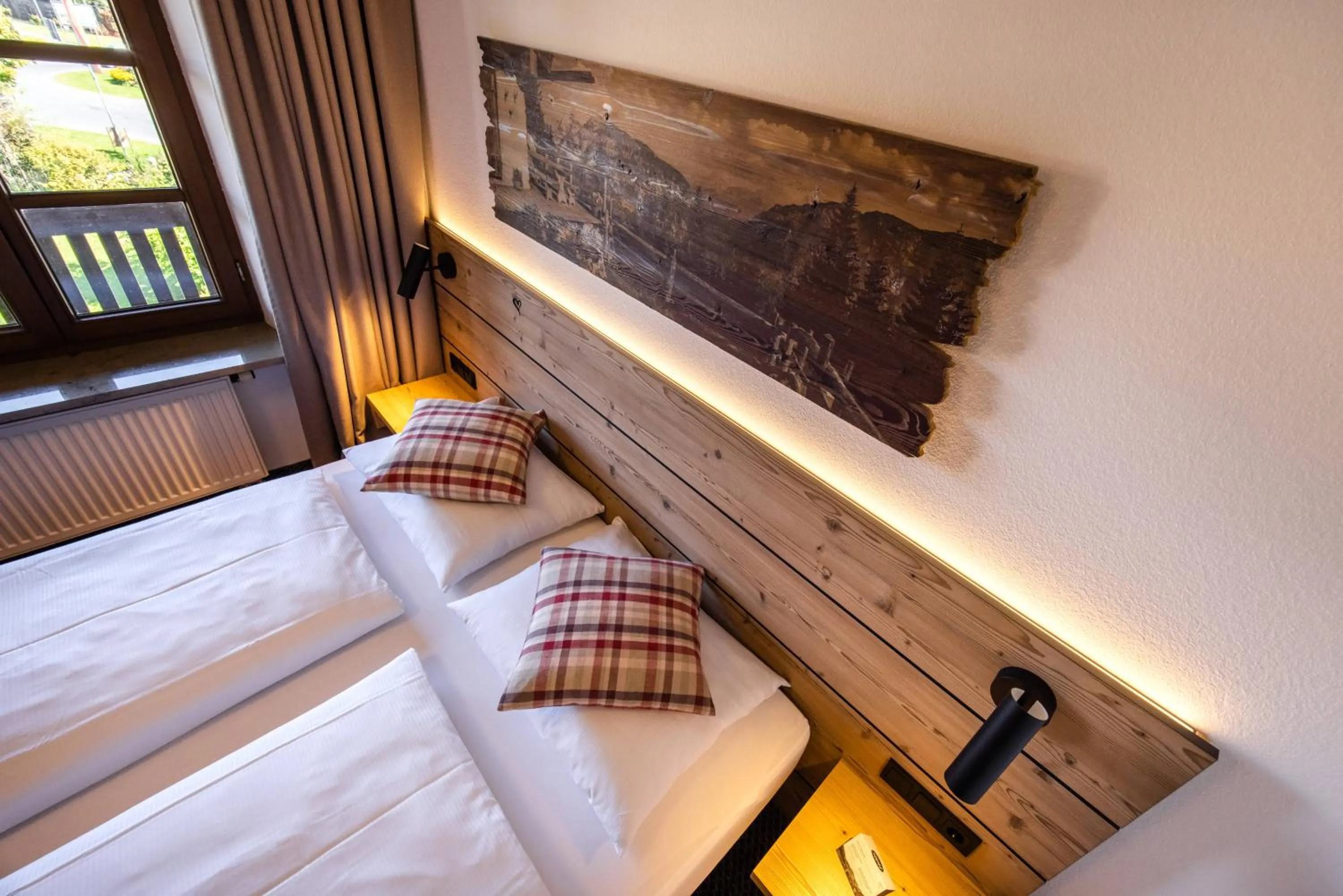 Bedroom, Bed in HELDs Vitalhotel