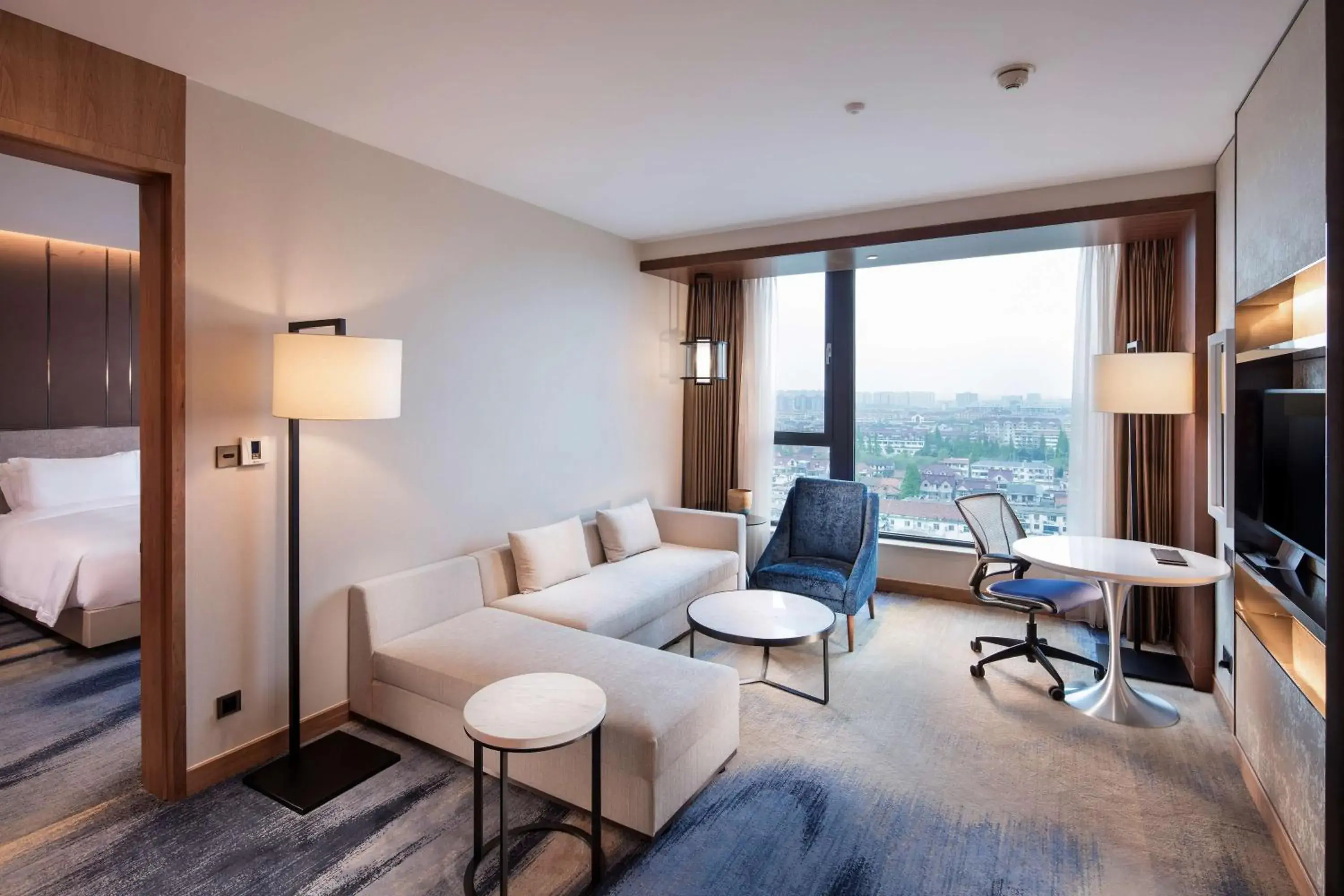 Deluxe King Suite in Hilton Garden Inn Shanghai Hongqiao NECC Deluxe King Suite in Hilton Garden Inn Shanghai Hongqiao NECC