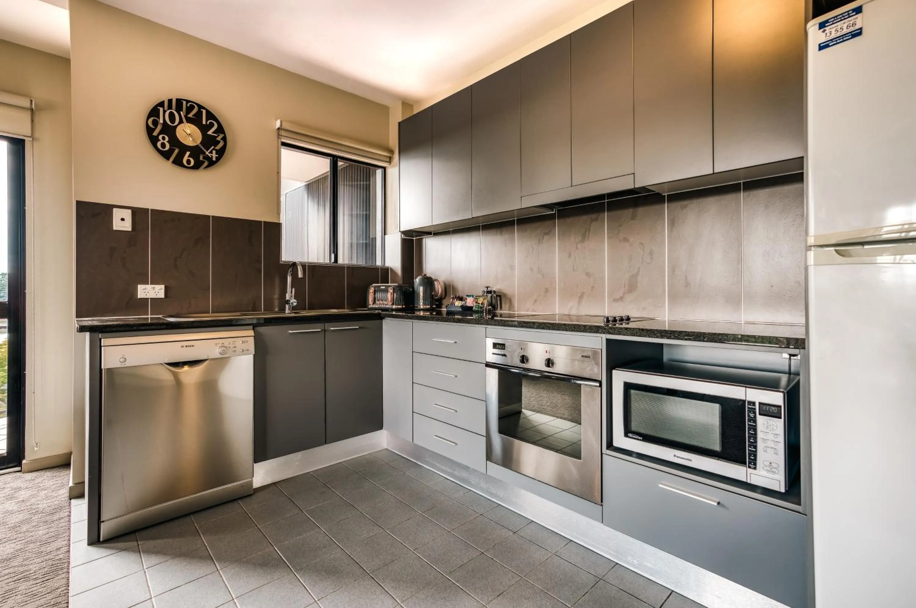 dishwasher in Il Mondo Boutique Hotel