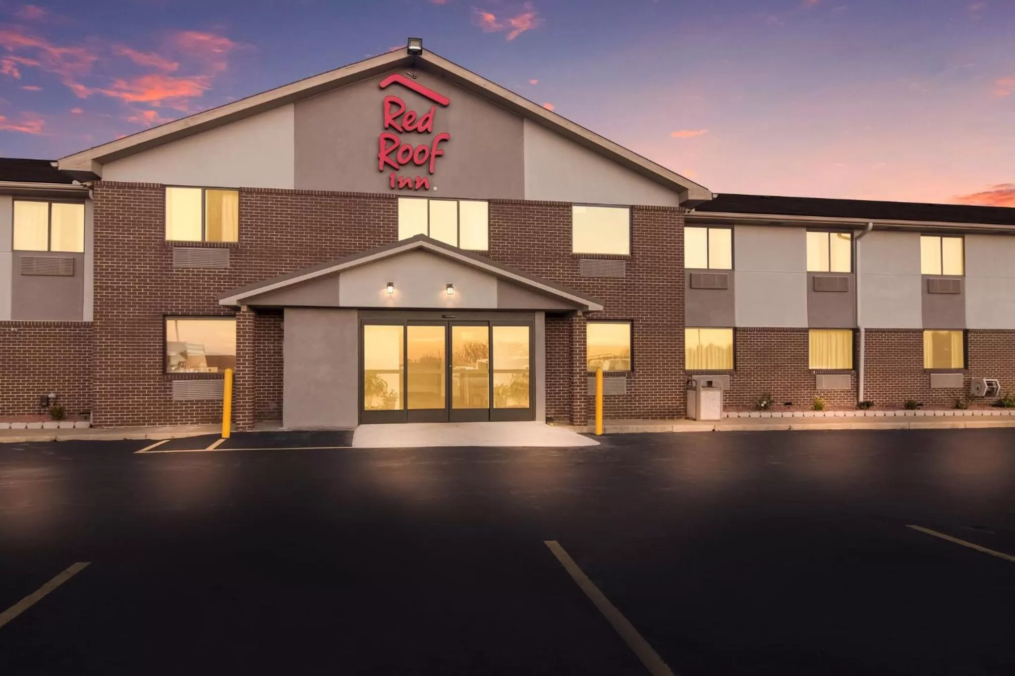 Property building in Red Roof Inn Greensburg
