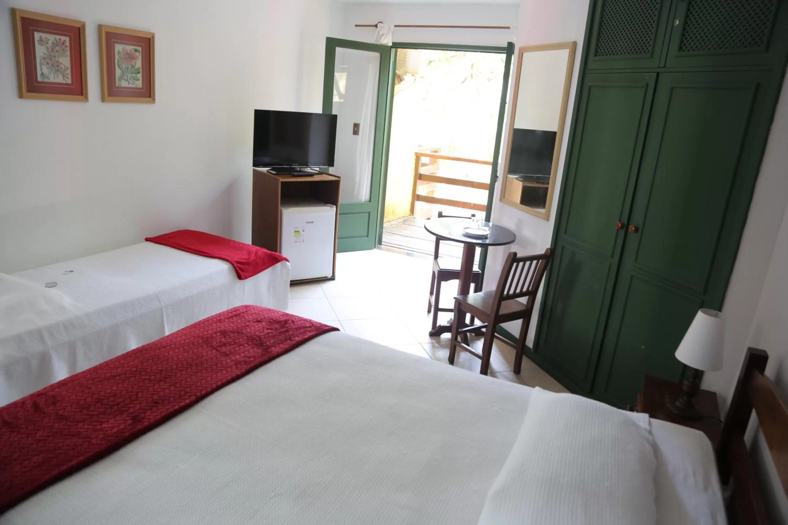 Superior Triple Room in Pousada Saint Germain