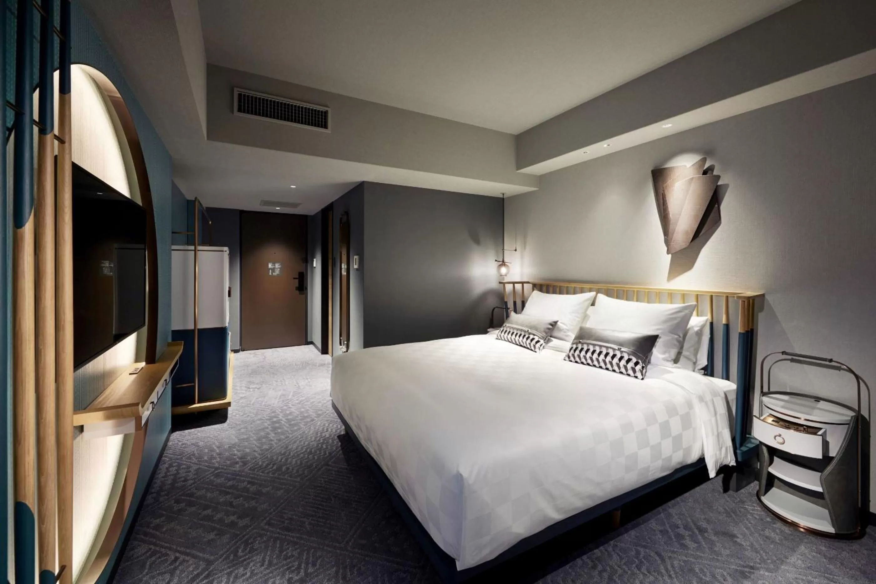 Bed in Mercure Kyoto Station