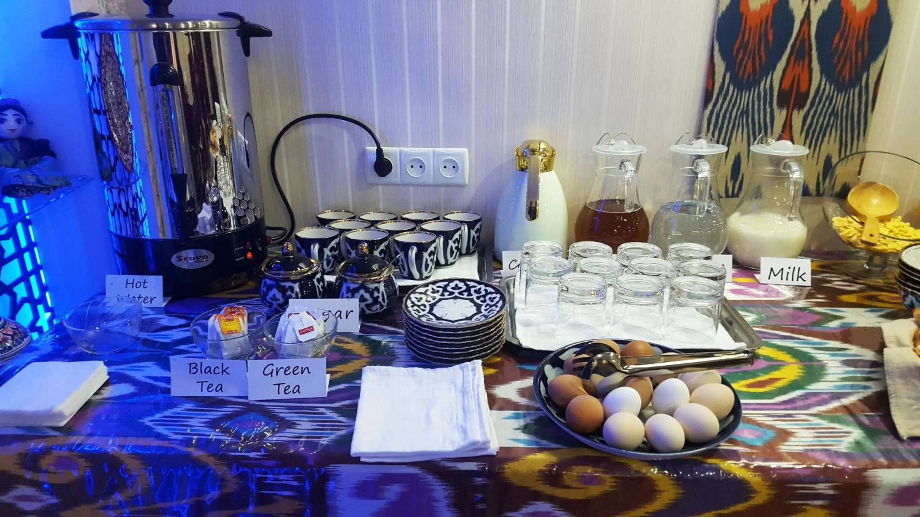 Food in Jahongir Guest House