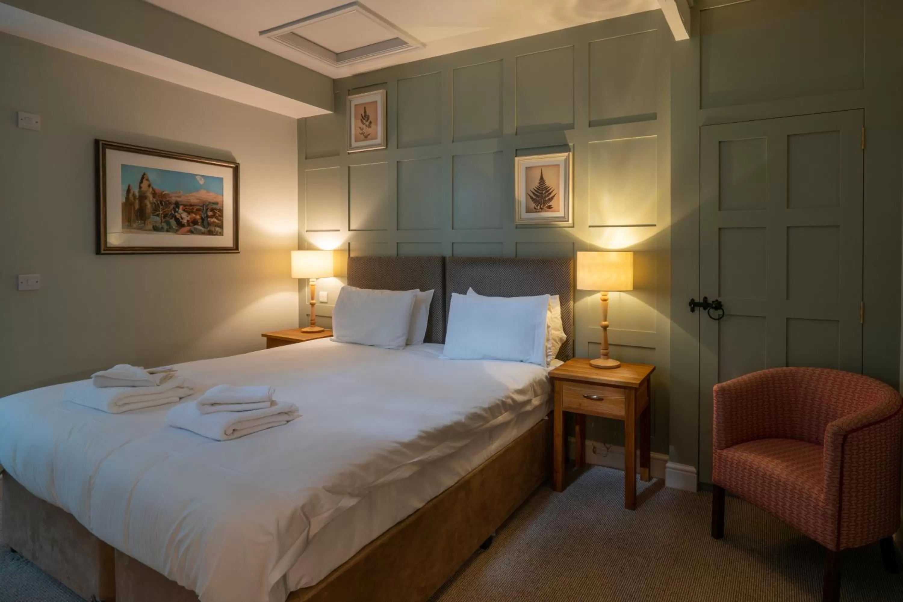 Bed in The Kings Arms Hotel