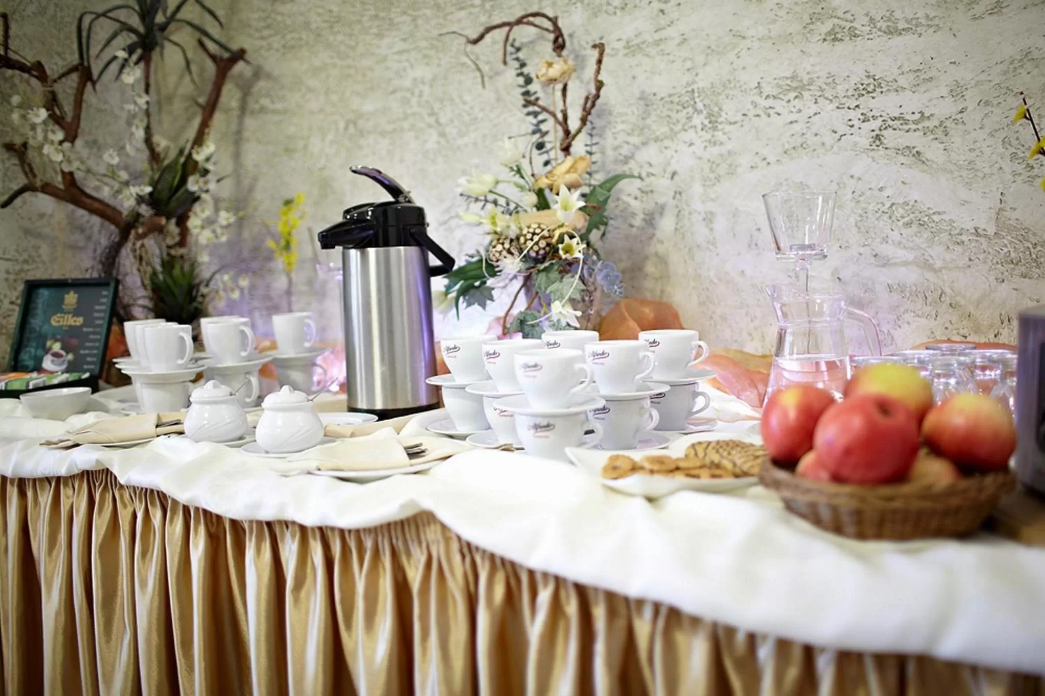 Food and drinks in Villa Skomanda