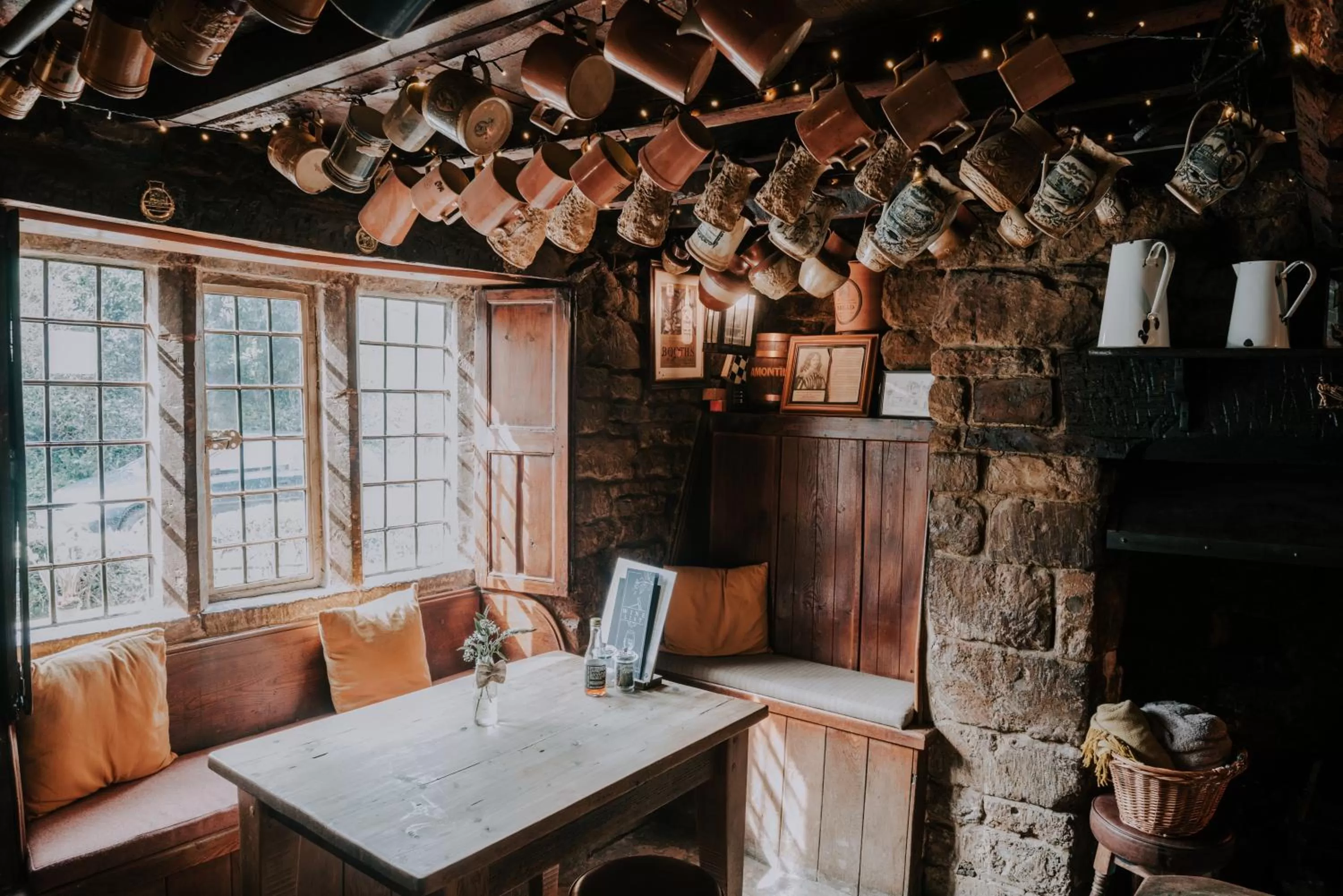 Lounge or bar in The Falkland Arms