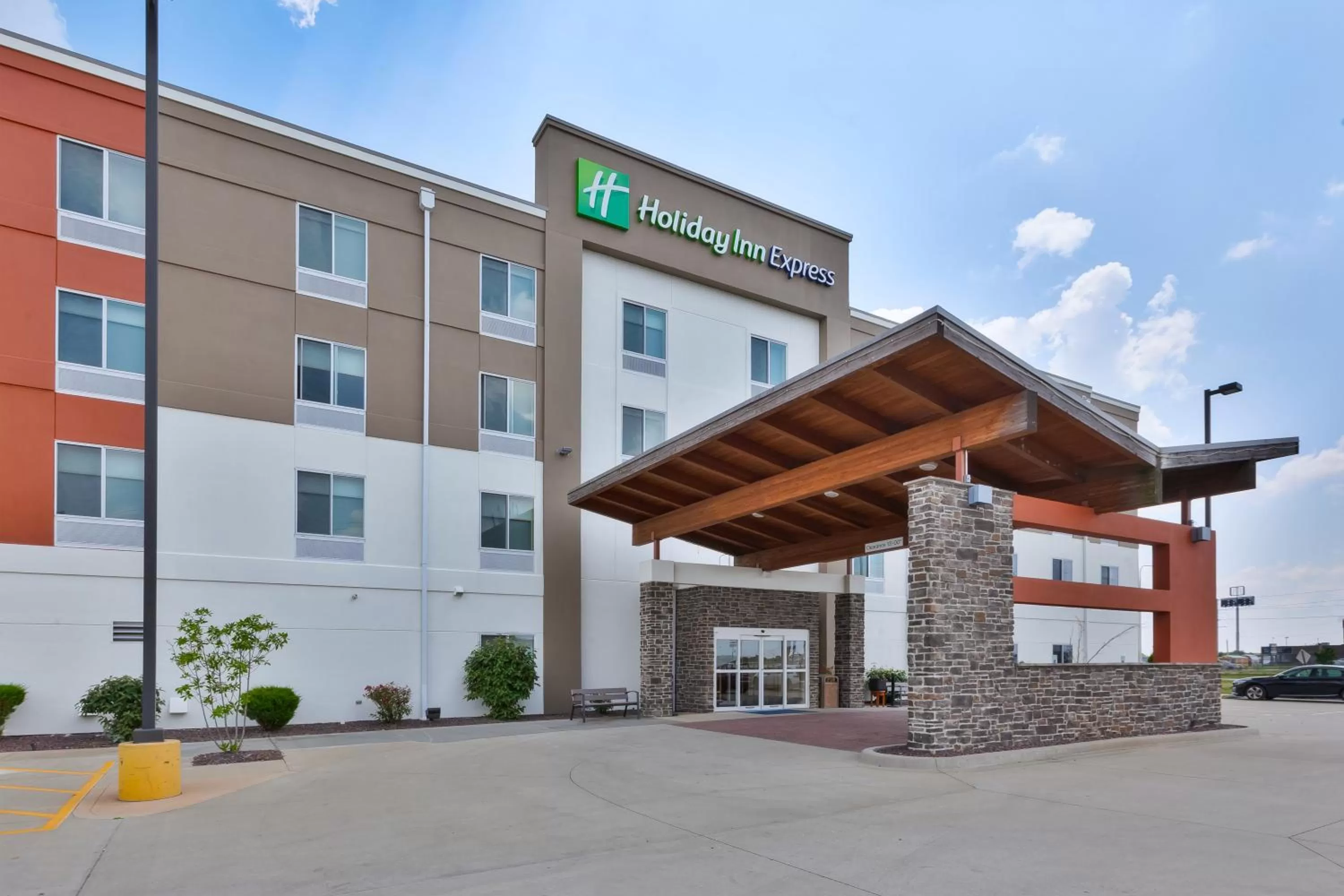 Holiday Inn Express & Suites - Effingham by IHG
