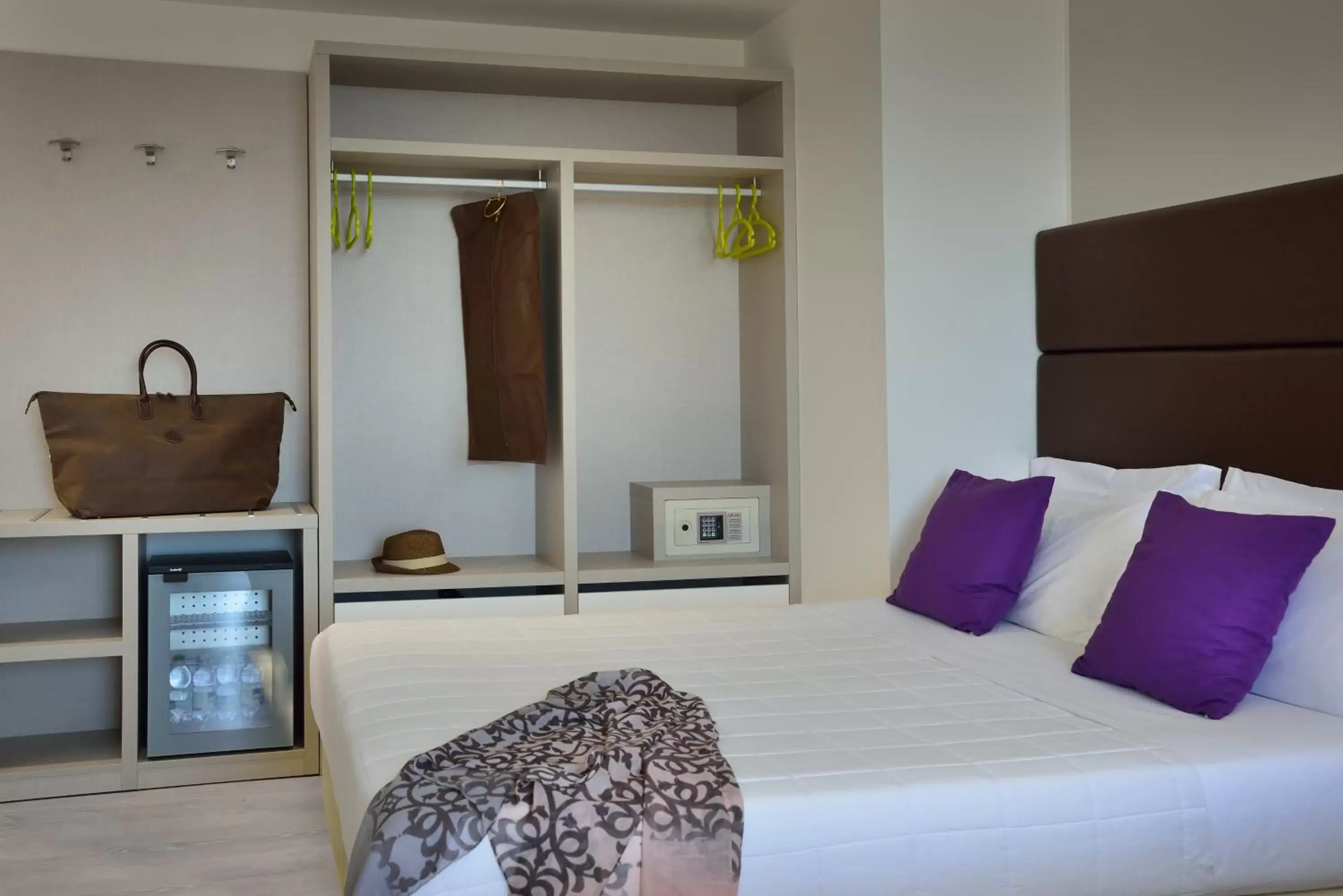 Superior Triple Room in Hotel Boemia Superior Triple Room in Hotel Boemia