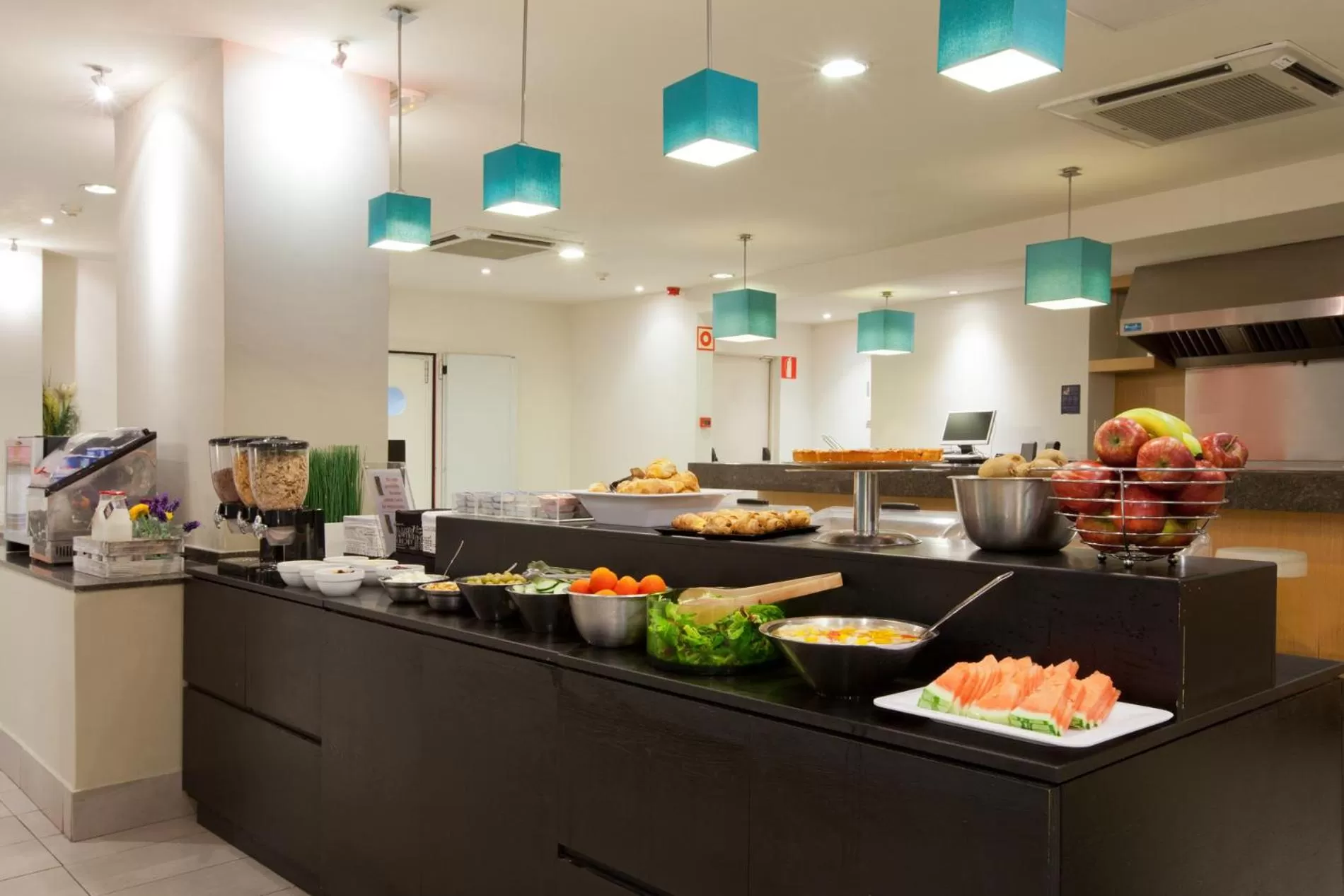 Food and drinks in Hotel Sagrada Familia