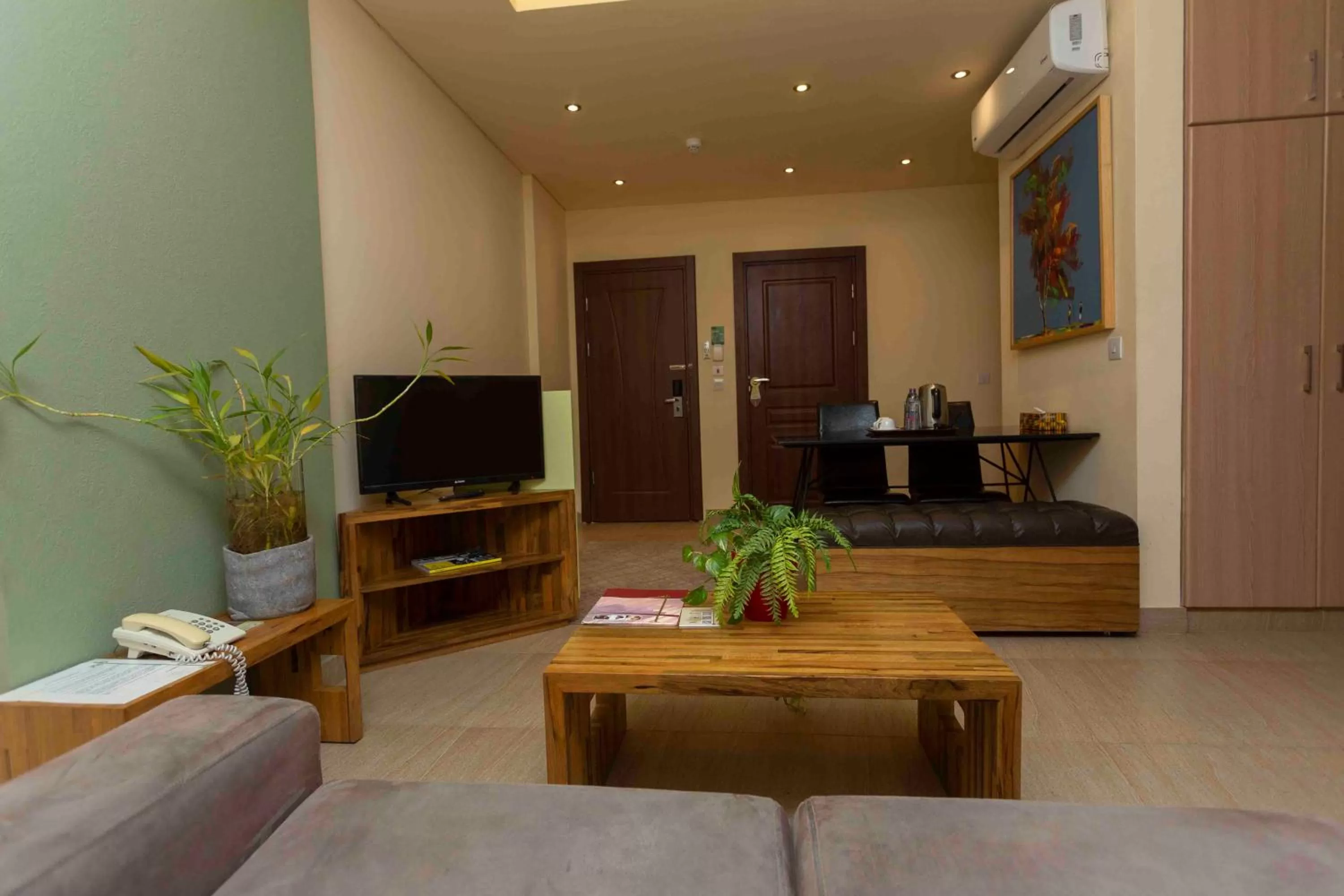 Roots Hotel Apartment