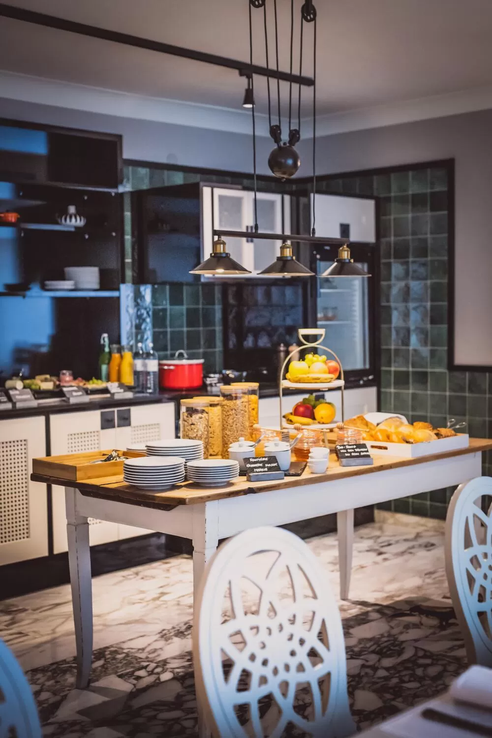 Breakfast in HENRI Hotel Wien Siebterbezirk